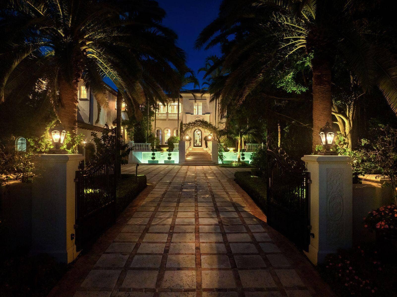 1131 Hillsboro Mile, Hillsboro Beach, FL 33062 Breathtaking evening view