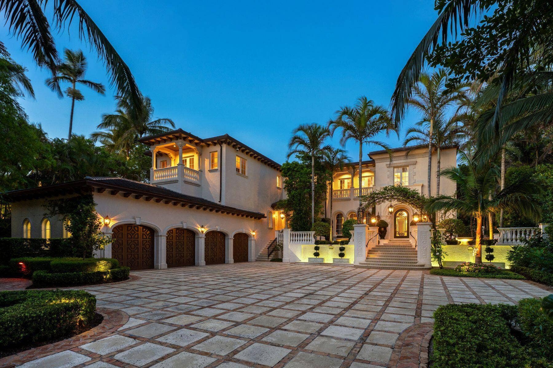 1131 Hillsboro Mile, Hillsboro Beach, FL 33062 1131 Hillsboro Mile_1oakstudios_01