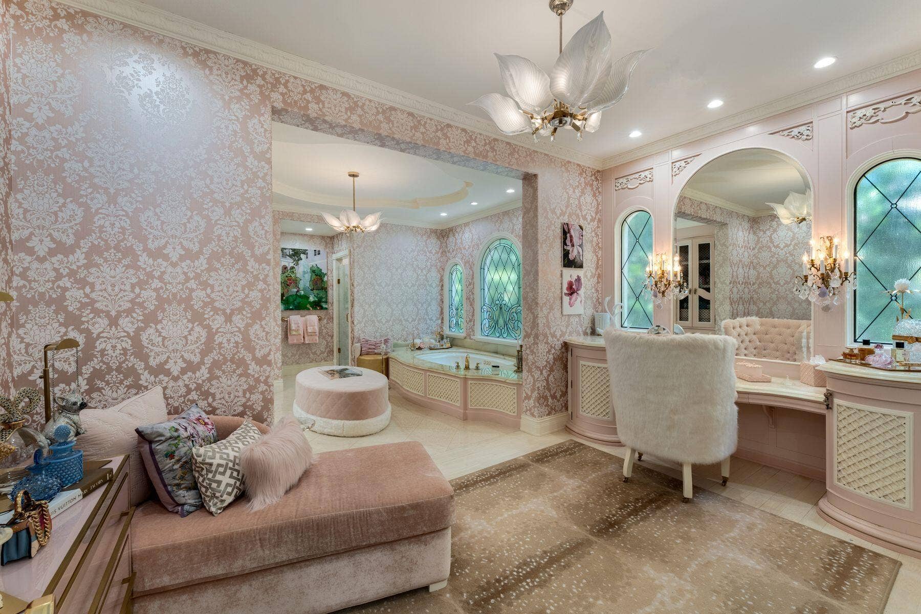 1131 Hillsboro Mile, Hillsboro Beach, FL 33062 Master Hers bath