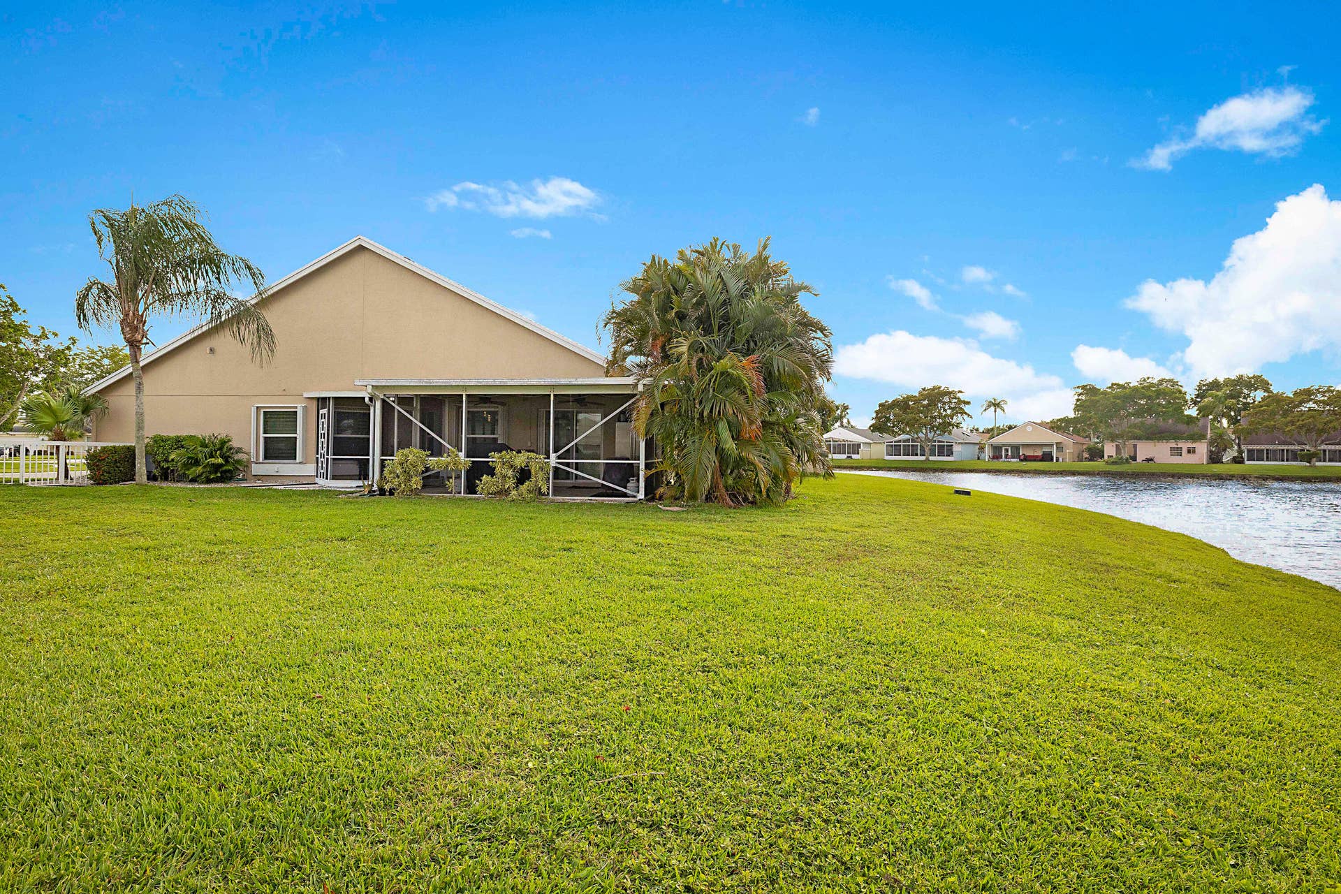 7852 Lake Champlain Court -35