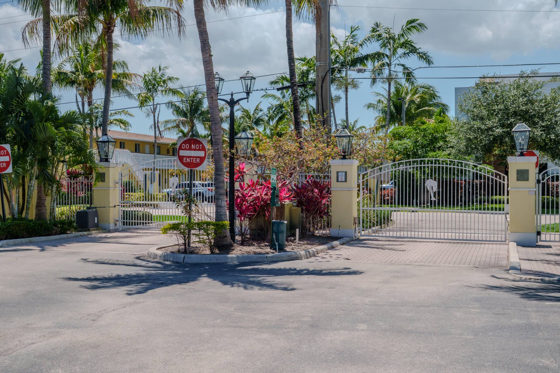 2660 NE 8th Avenue, #106, Wilton Manors, FL 33334 DSC03302-HDR