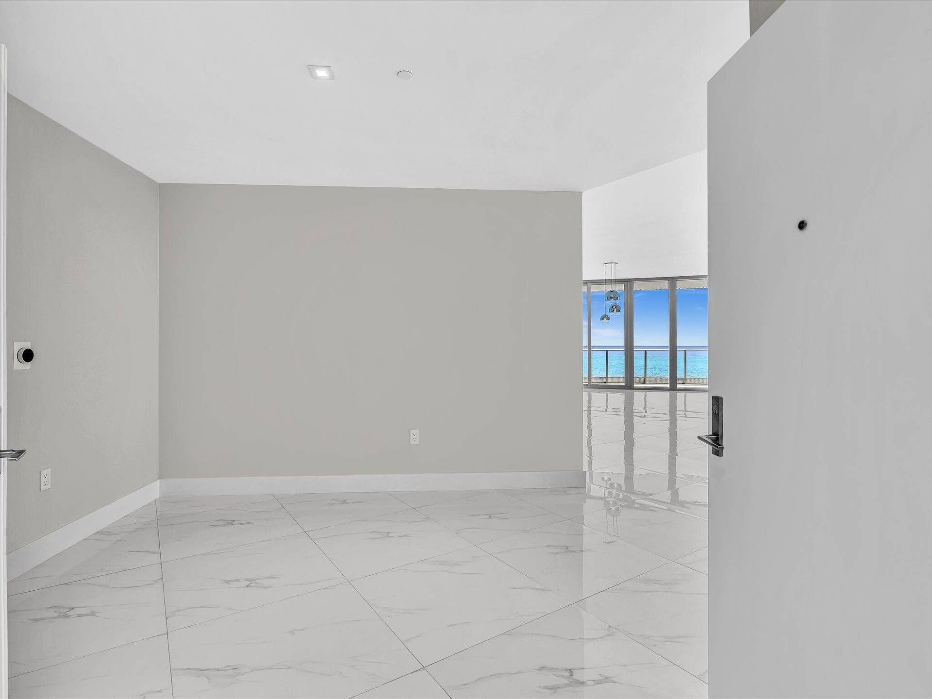 701 N Fort Lauderdale Beach Boulevard N, #802, Fort Lauderdale, Fort Lauderdale, FL 33304 04-FPP00211