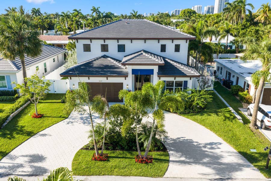 Property photo for 309 Claremont Lane, West Palm Beach, FL