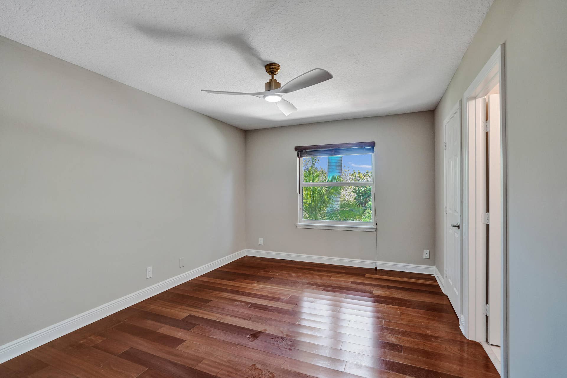 6020 NW 104th Lane, Parkland, FL 33076 DSC04975