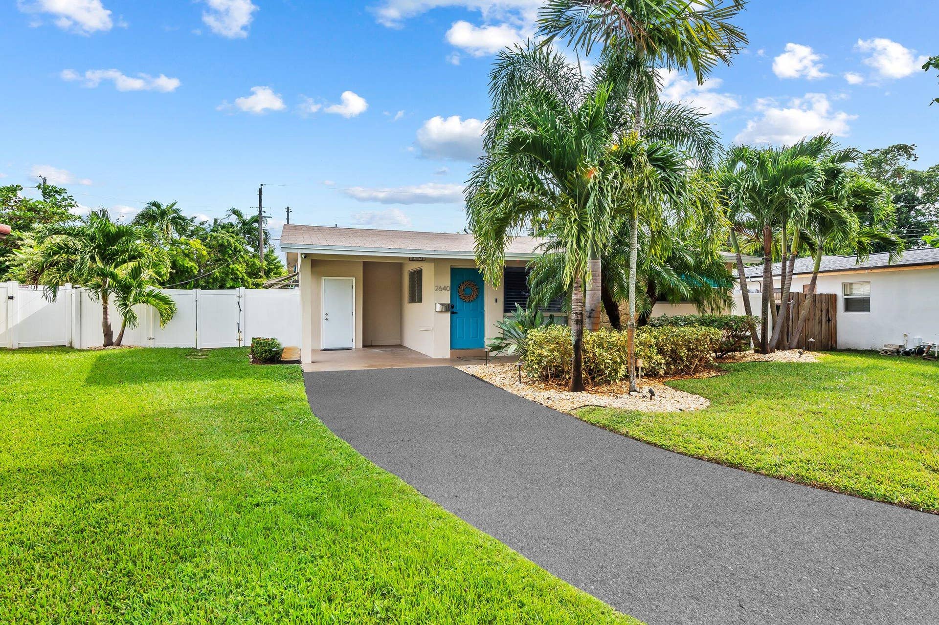 2640 NW 9th Lane, Wilton Manors, FL 33311 2-web-or-mls-DSC_7738