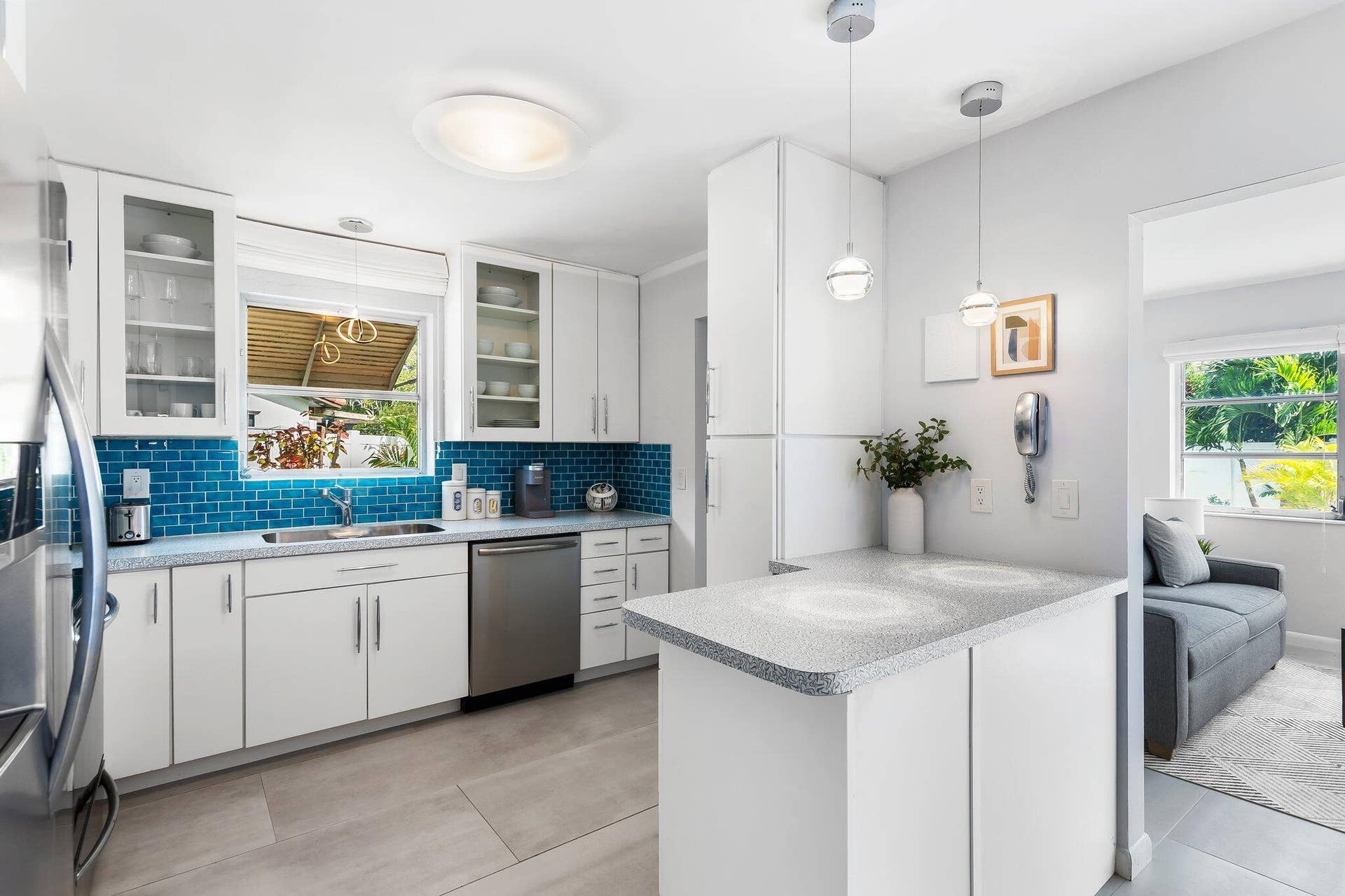 2640 NW 9th Lane, Wilton Manors, FL 33311 25-web-or-mls-DSC_7859