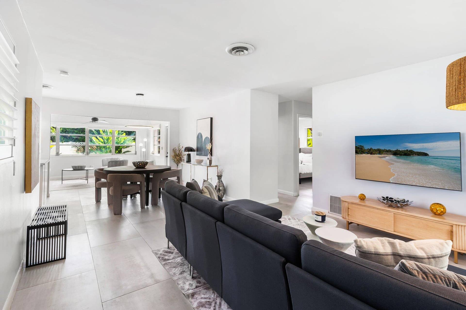 2640 NW 9th Lane, Wilton Manors, FL 33311 32-web-or-mls-DSC_7898