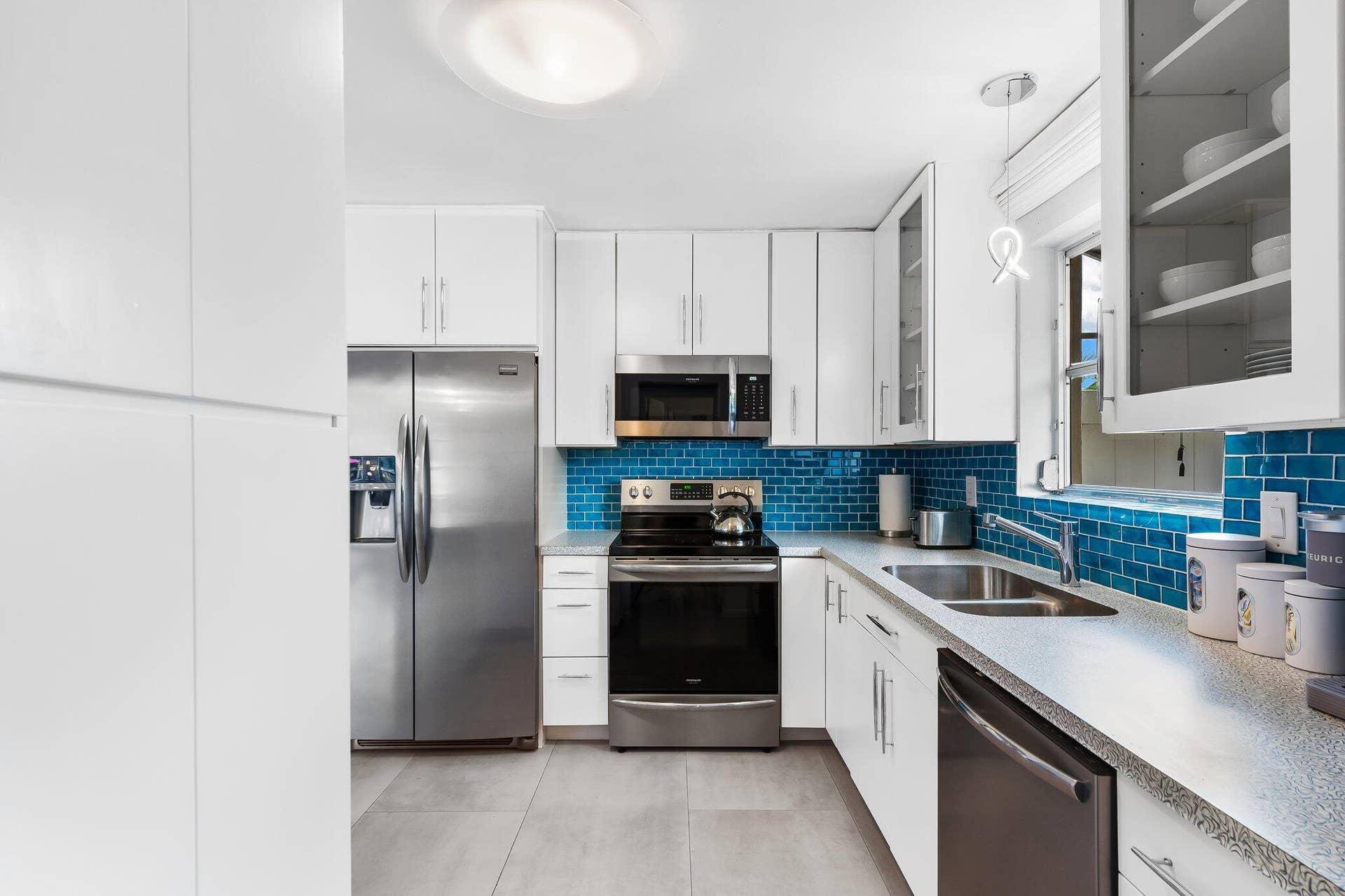 2640 NW 9th Lane, Wilton Manors, FL 33311 26-web-or-mls-DSC_7862