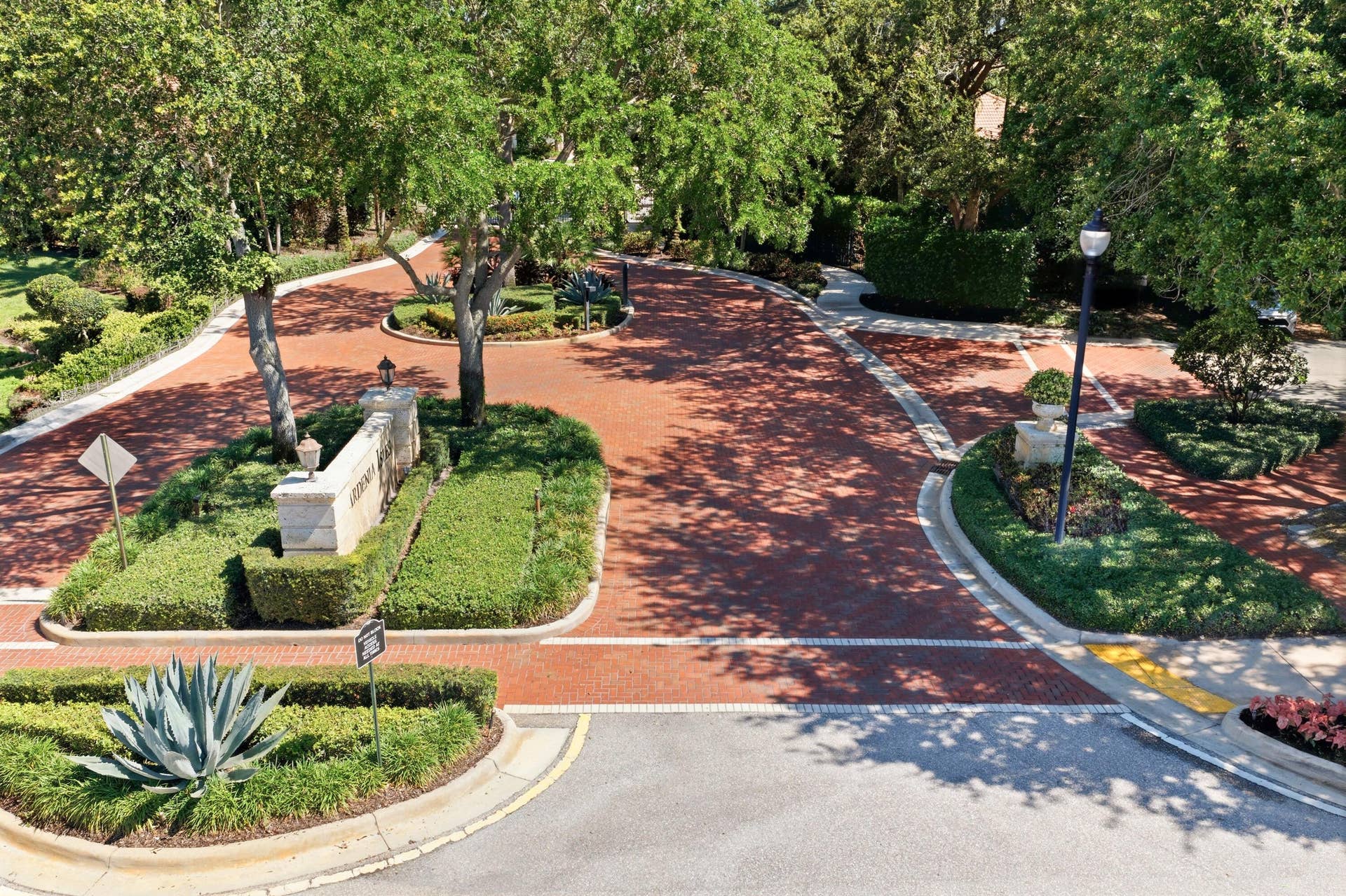 165 Gardenia Isle Drive, Palm Beach Gardens, FL 33418 165_Gardenia_Isles_Dr_PBG_7099-end_037-E