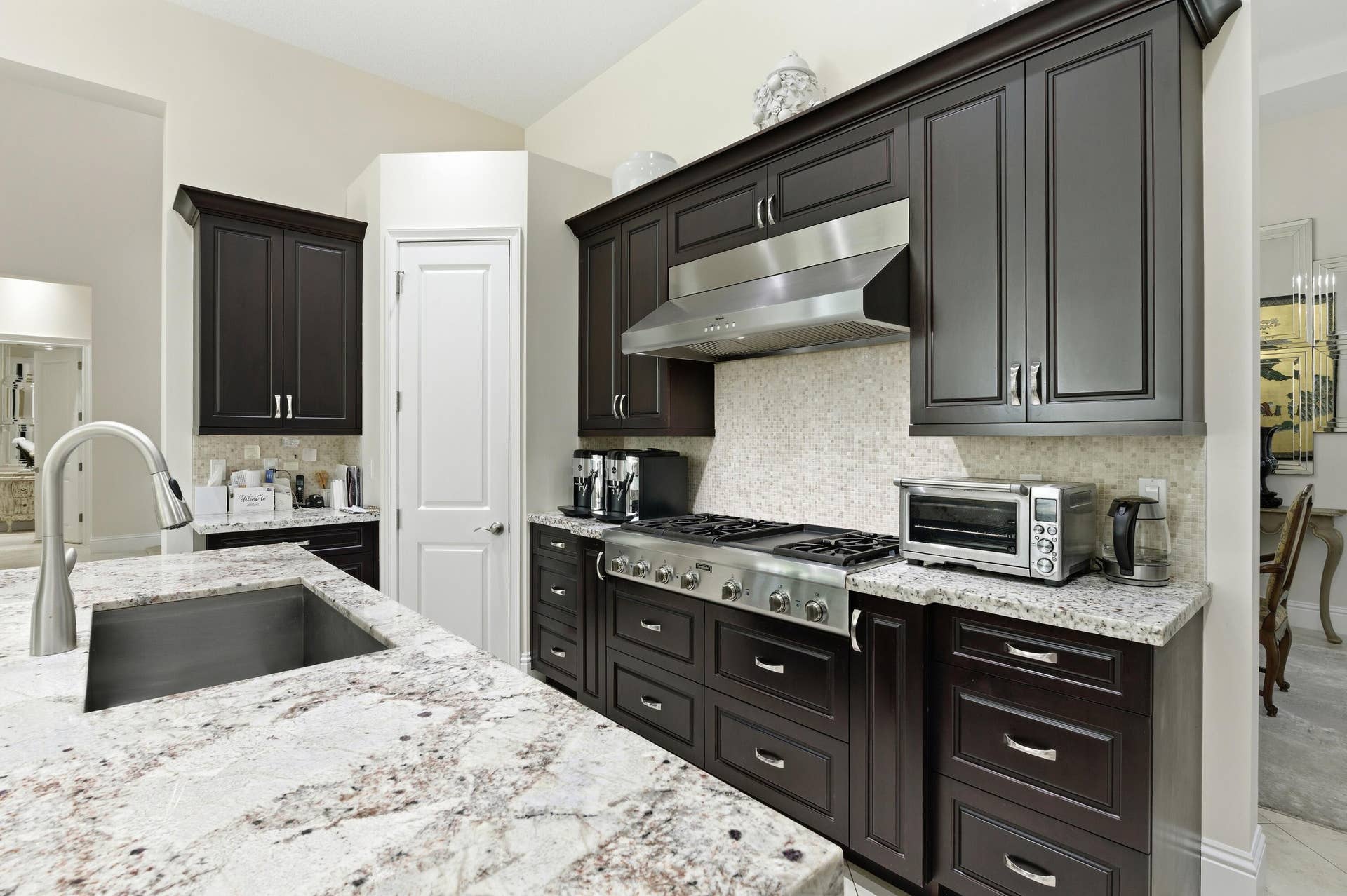 165 Gardenia Isle Drive, Palm Beach Gardens, FL 33418 165_Gardenia_Isles_Dr_PBG_7099-end_013-E
