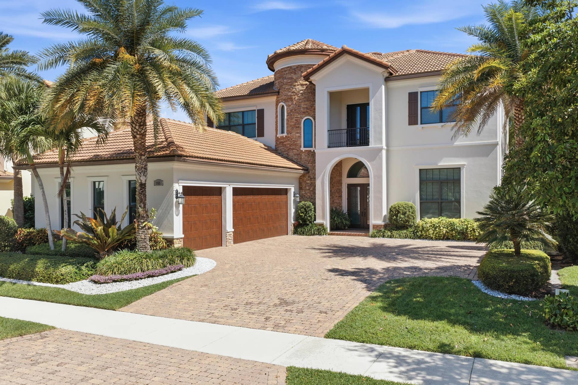 165 Gardenia Isle Drive, Palm Beach Gardens, FL 33418 165_Gardenia_Isles_Dr_PBG_7099-end_027-E