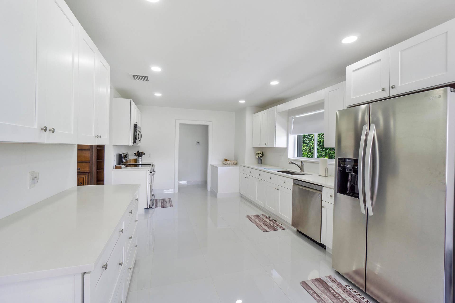 7600 NW 82nd Terrace_20