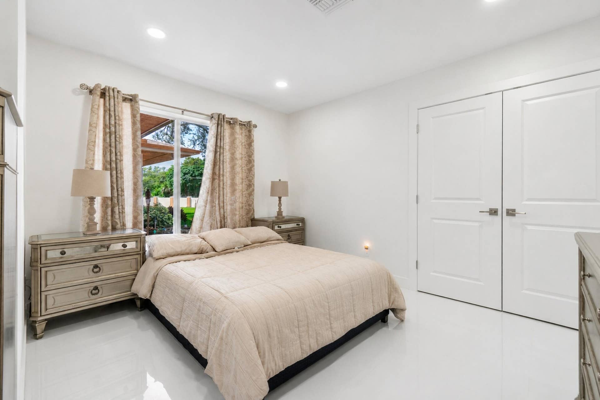 7600 NW 82nd Terrace_24