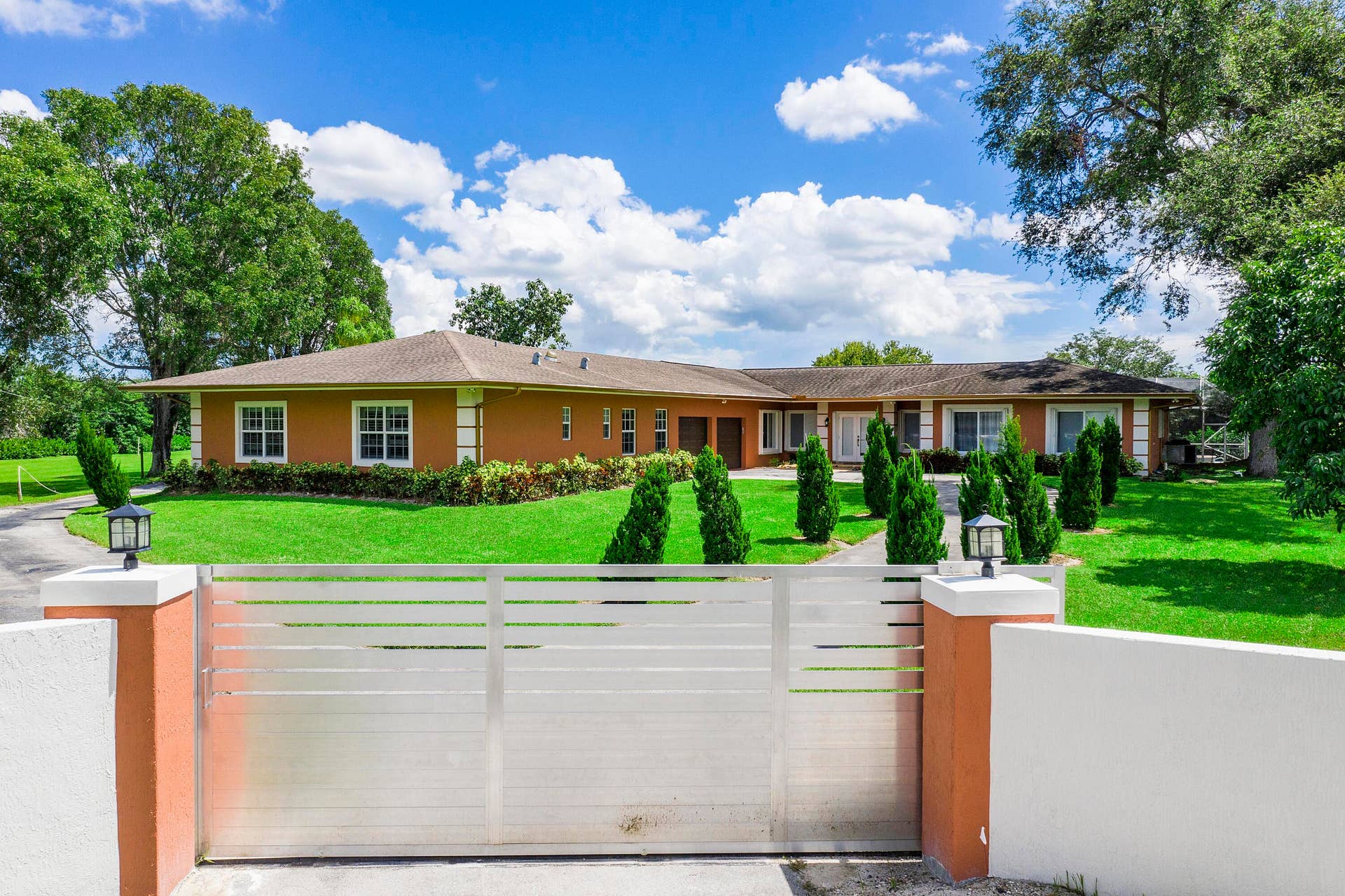 7600 NW 82nd Terrace_60