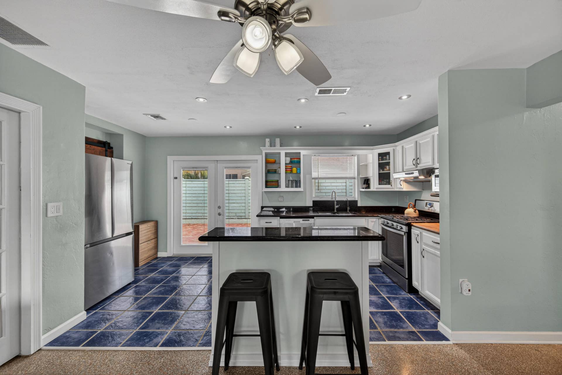 2216 NW 2nd Avenue, Wilton Manors, FL 33311 mcclellan-32