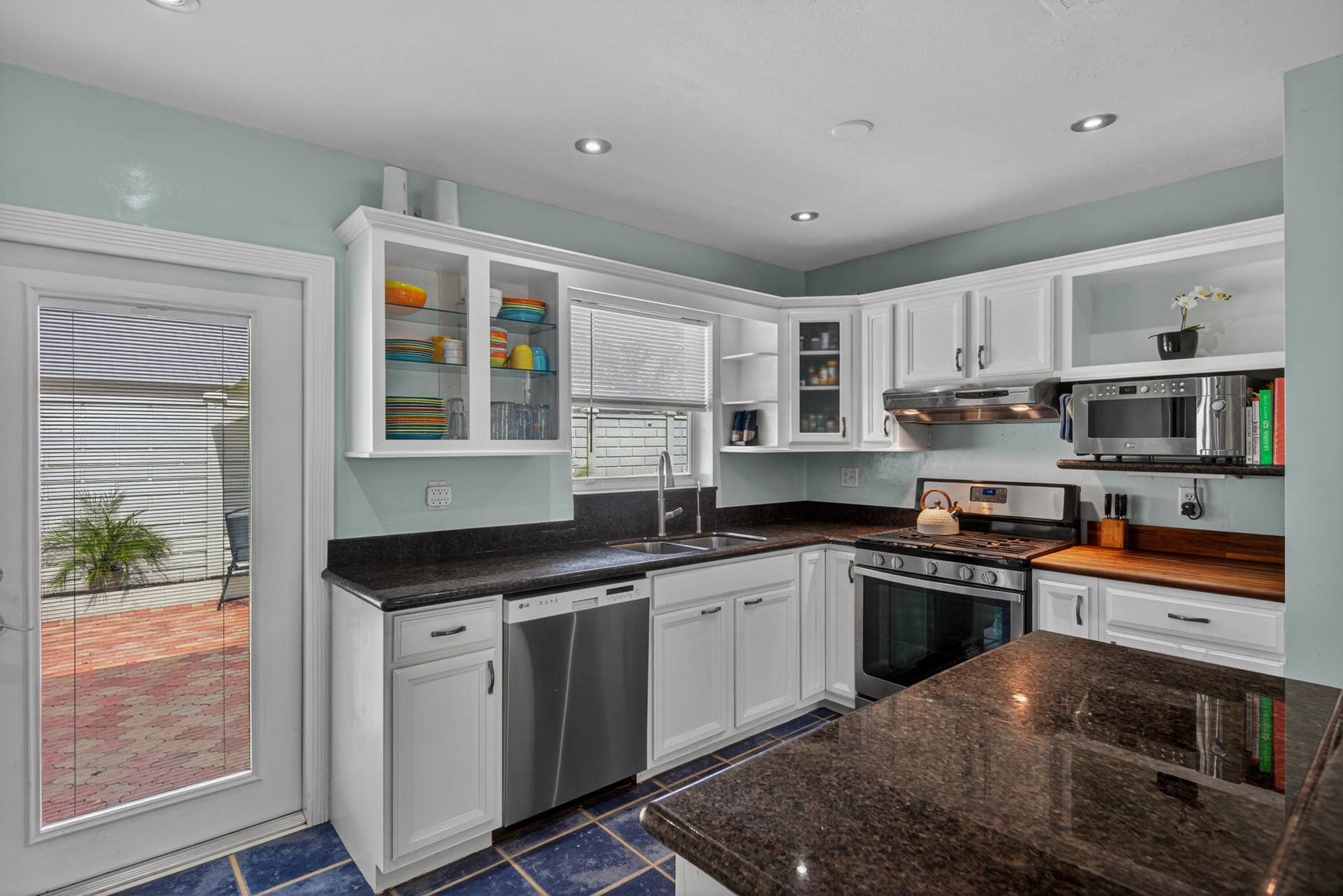 2216 NW 2nd Avenue, Wilton Manors, FL 33311 mcclellan-35