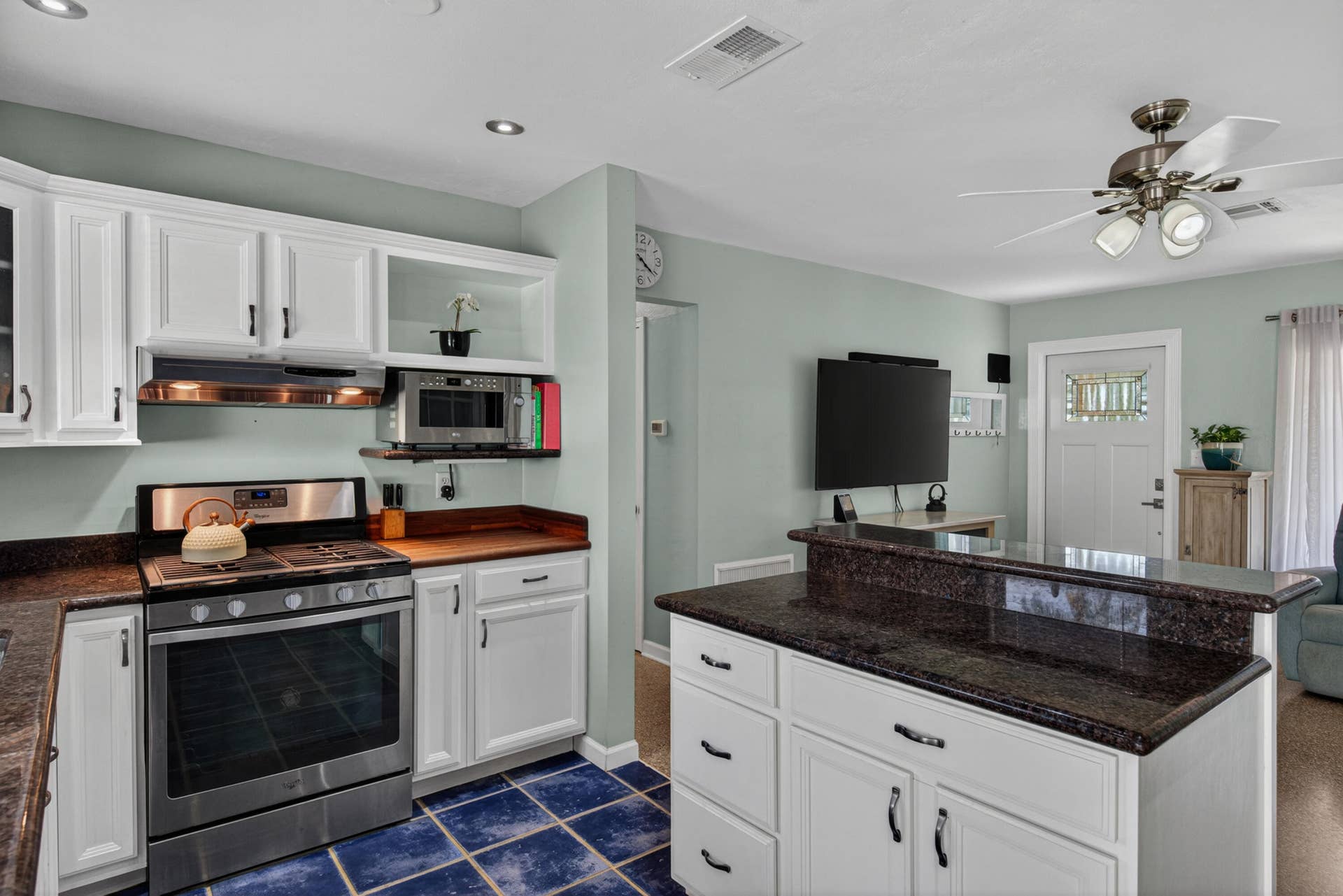2216 NW 2nd Avenue, Wilton Manors, FL 33311 mcclellan-37