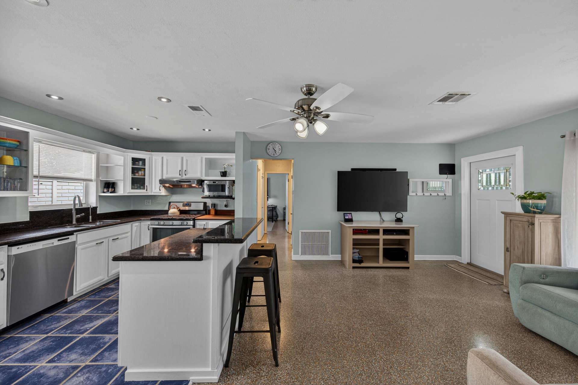 2216 NW 2nd Avenue, Wilton Manors, FL 33311 mcclellan-43
