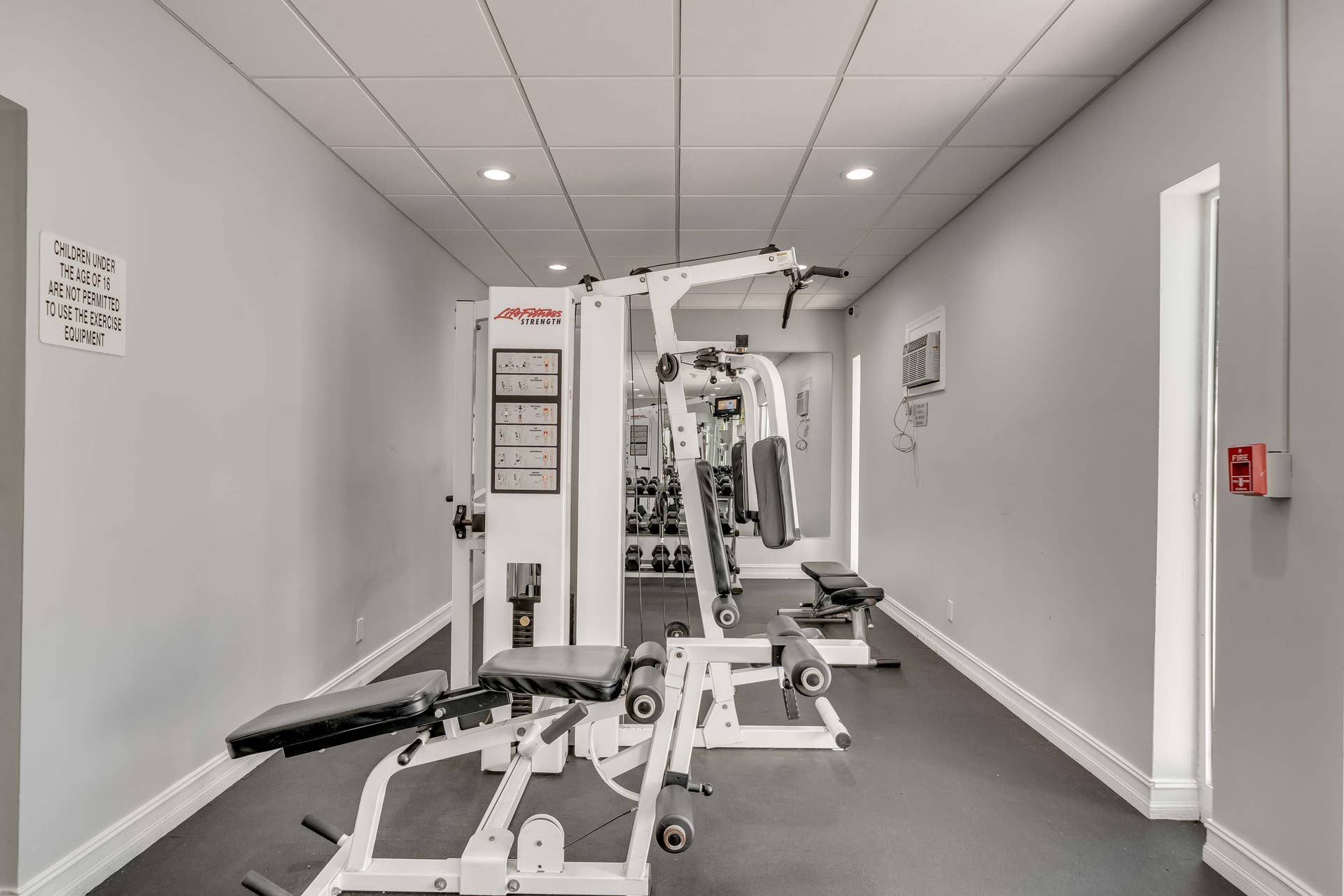 46_interior-36
