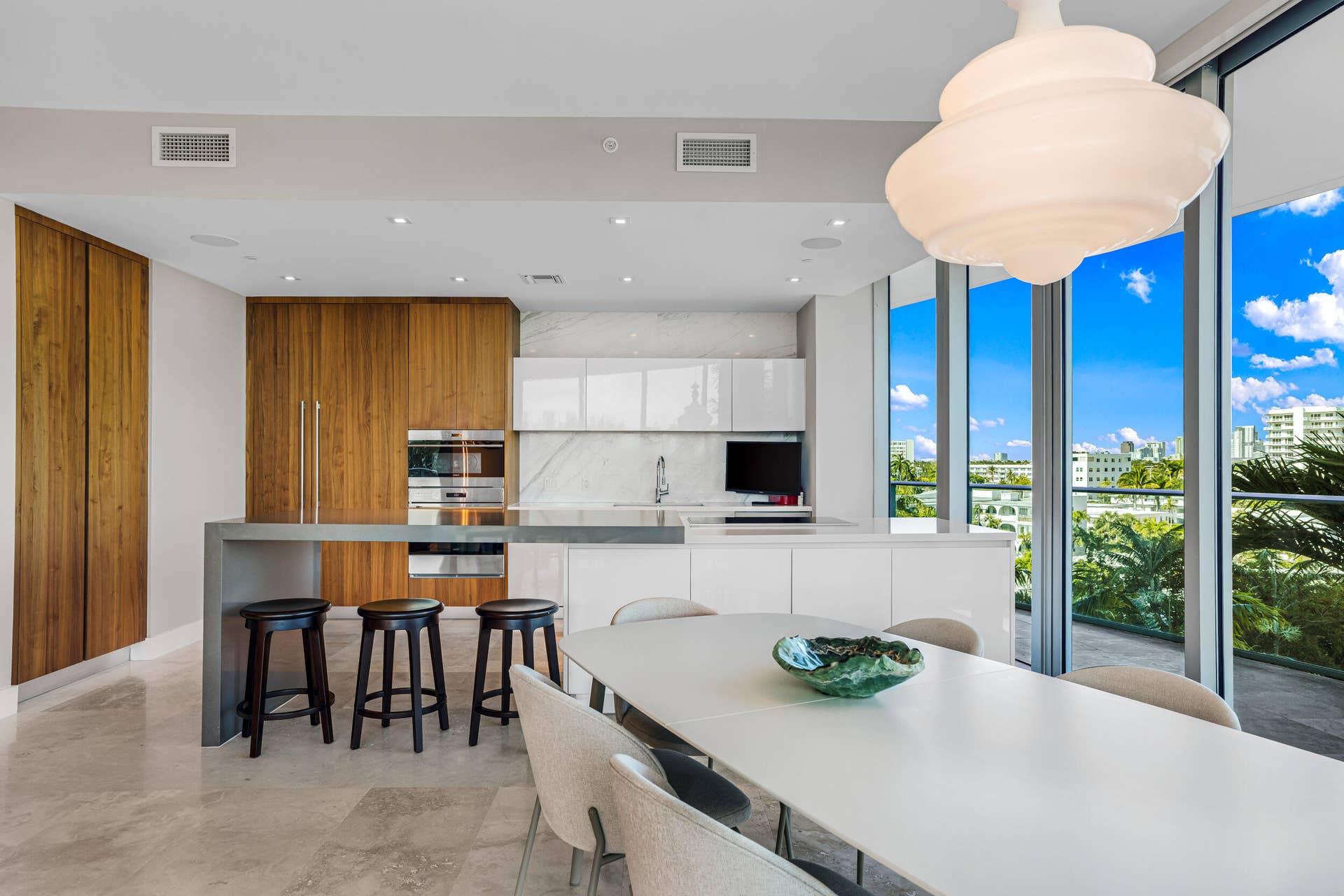 701 N Fort Lauderdale Beach Blvd-Fort La