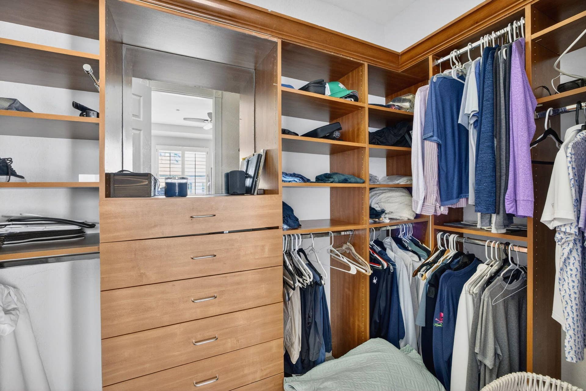 2860 Marina Circle, Lighthouse Point, FL 33064 Custom Closets