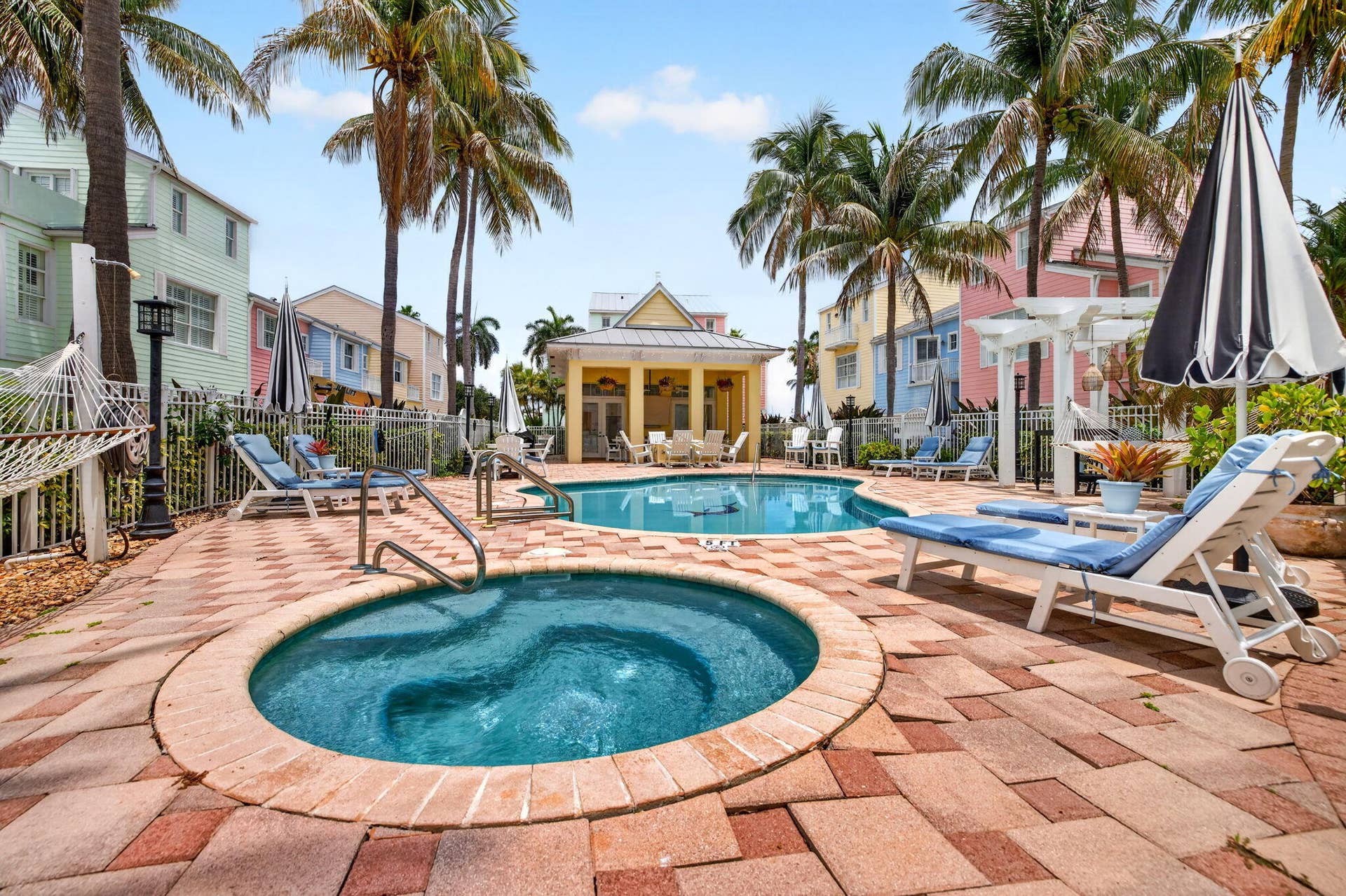 2860 Marina Circle, Lighthouse Point, FL 33064 Spa