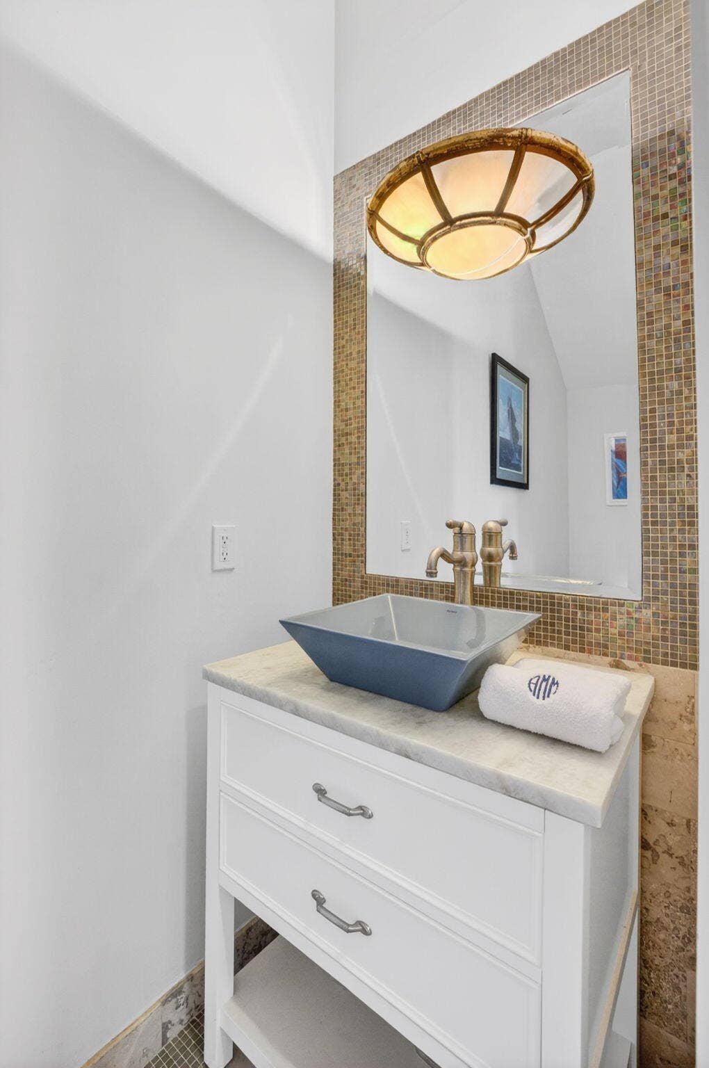 2860 Marina Circle, Lighthouse Point, FL 33064 Powder Bath