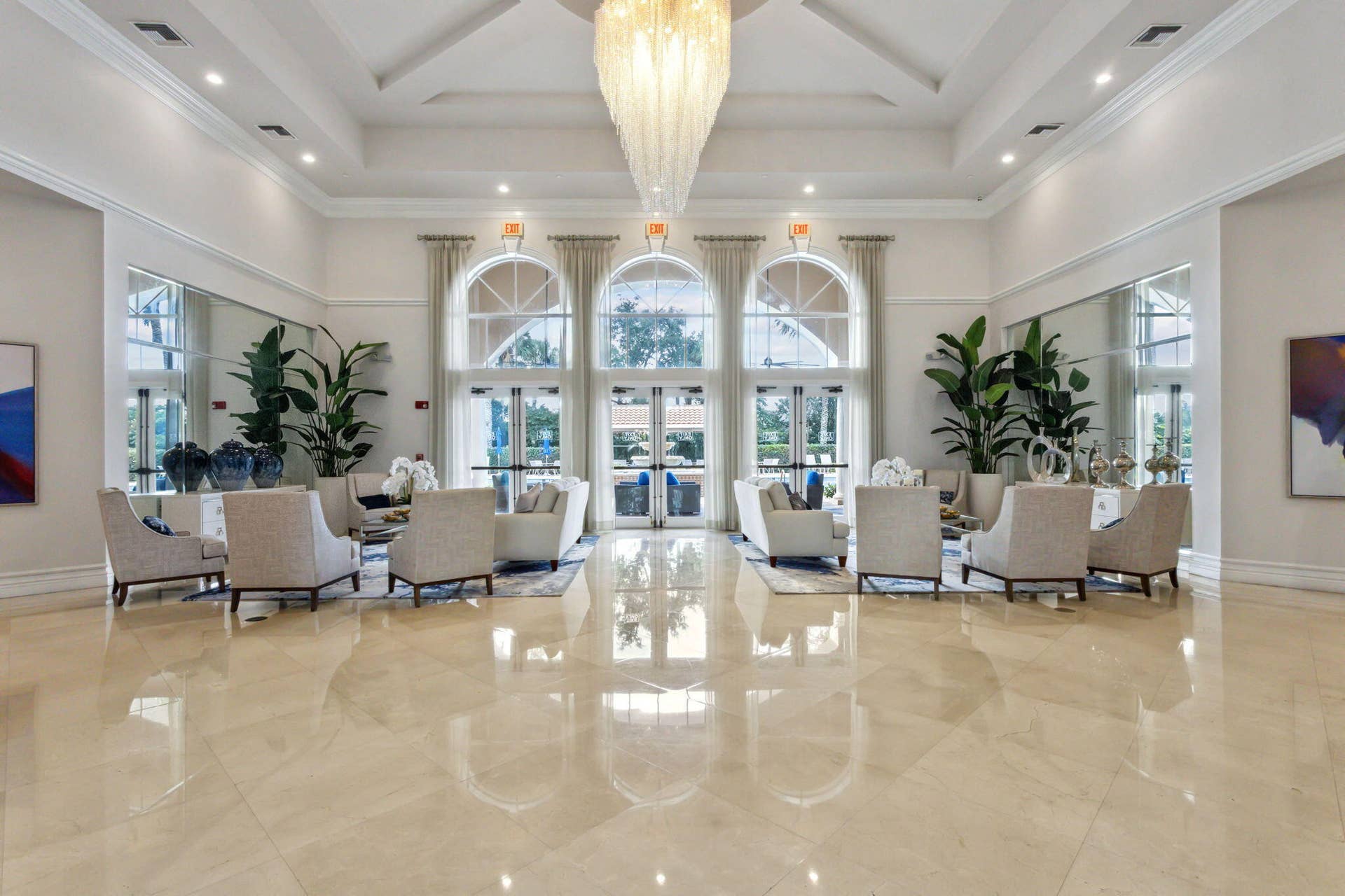6887 Viale Elizabeth, Delray Beach, FL 33446 Clubhouse Entrance