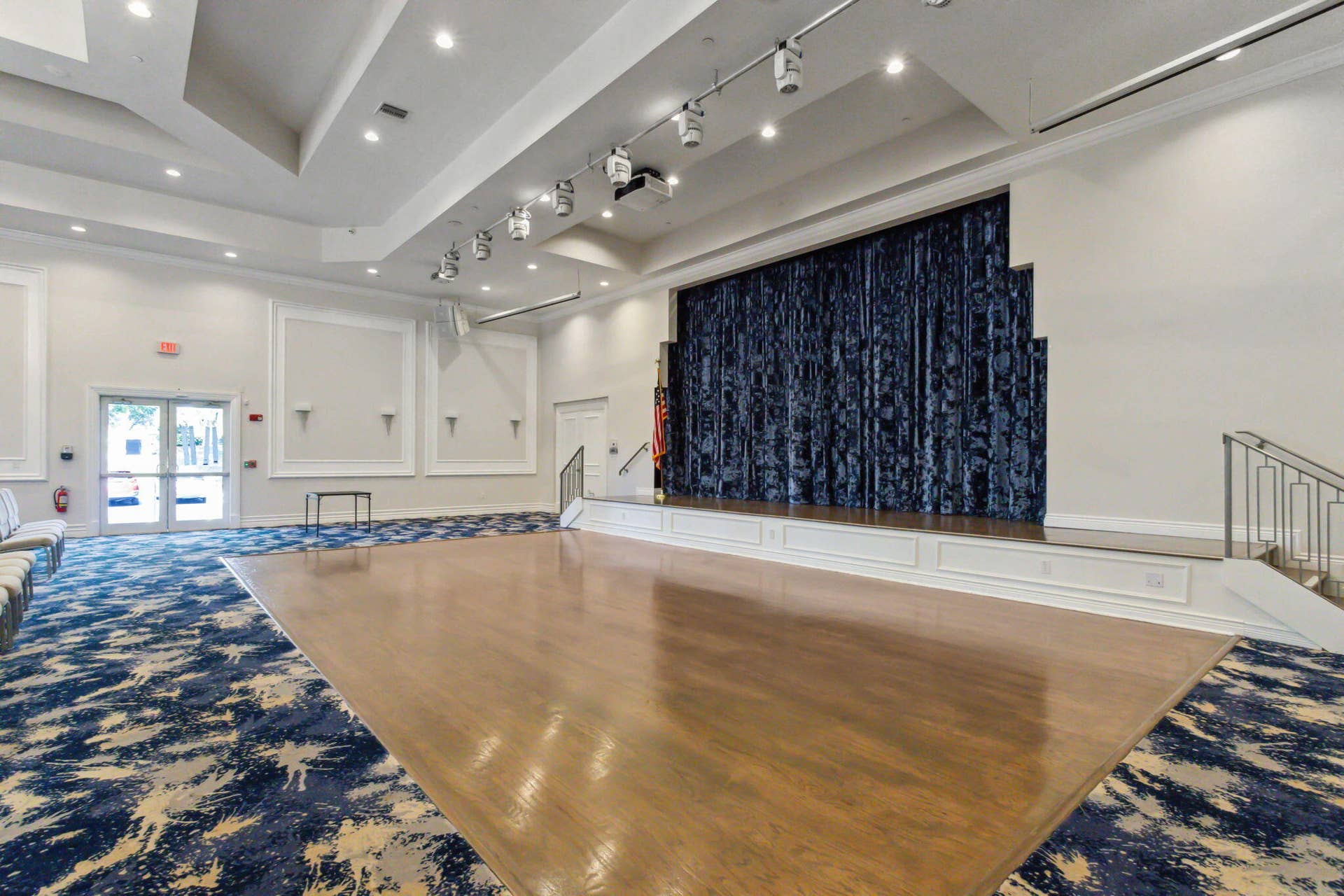 6887 Viale Elizabeth, Delray Beach, FL 33446 Ballroom