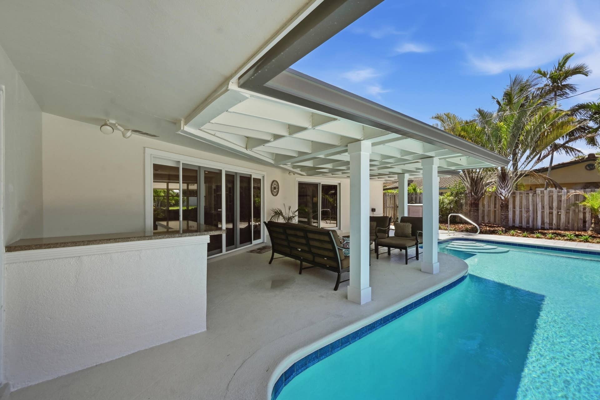 4111 NE 26th Terrace, Lighthouse Point, FL 33064 Backyard