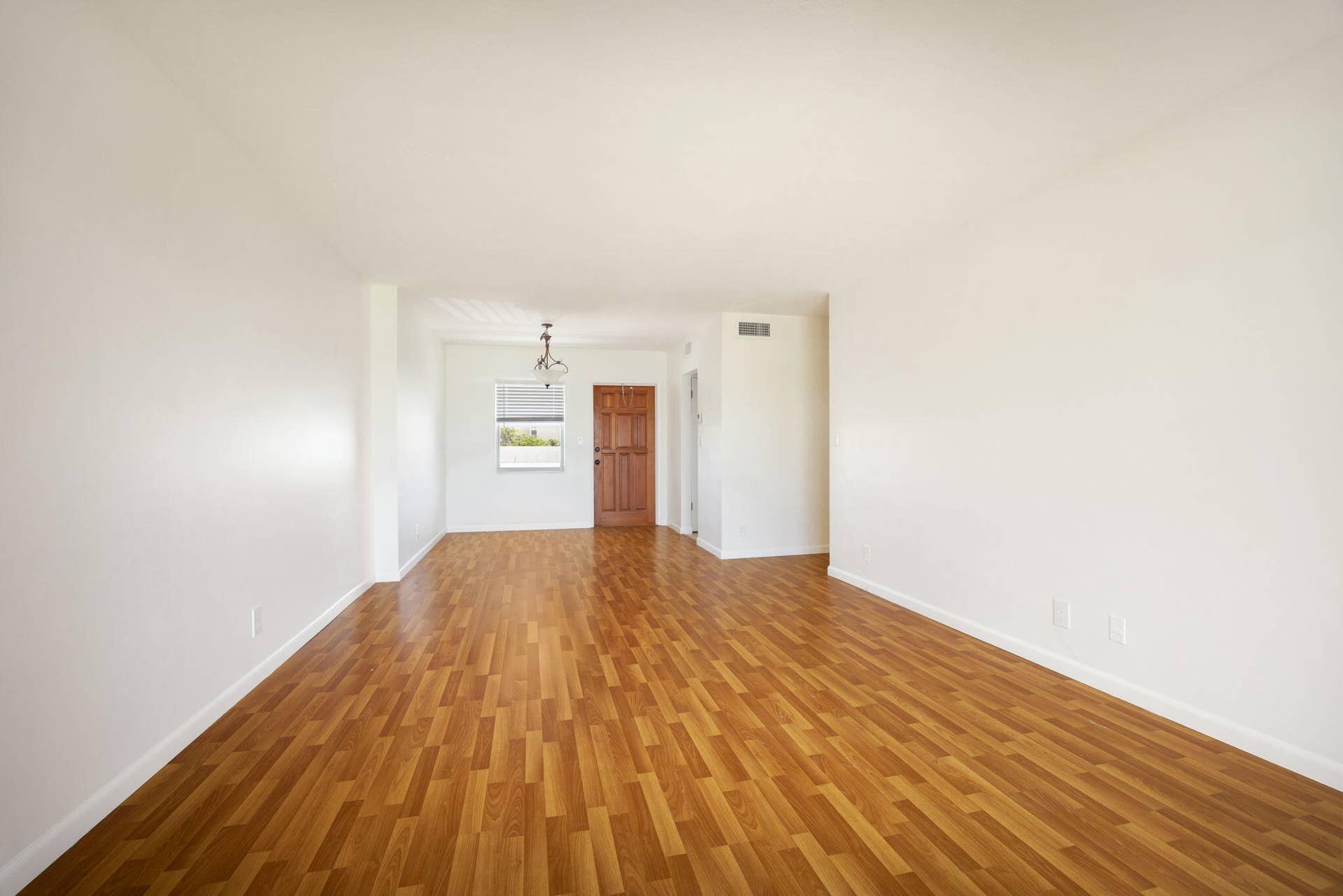 1510 SE 15th Street, #302, Fort Lauderdale, FL 33316 5-05