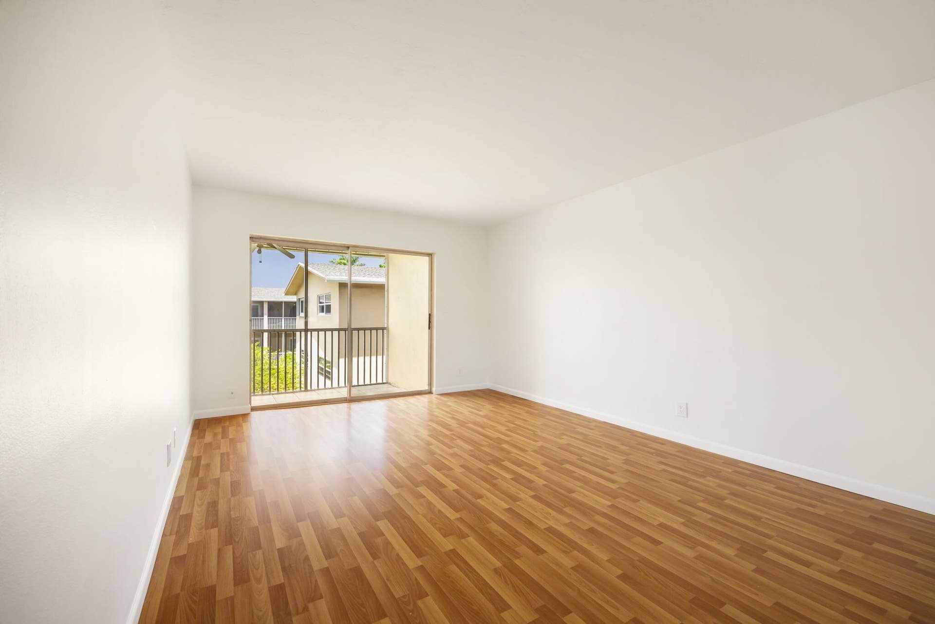 1510 SE 15th Street, #302, Fort Lauderdale, FL 33316 6-06