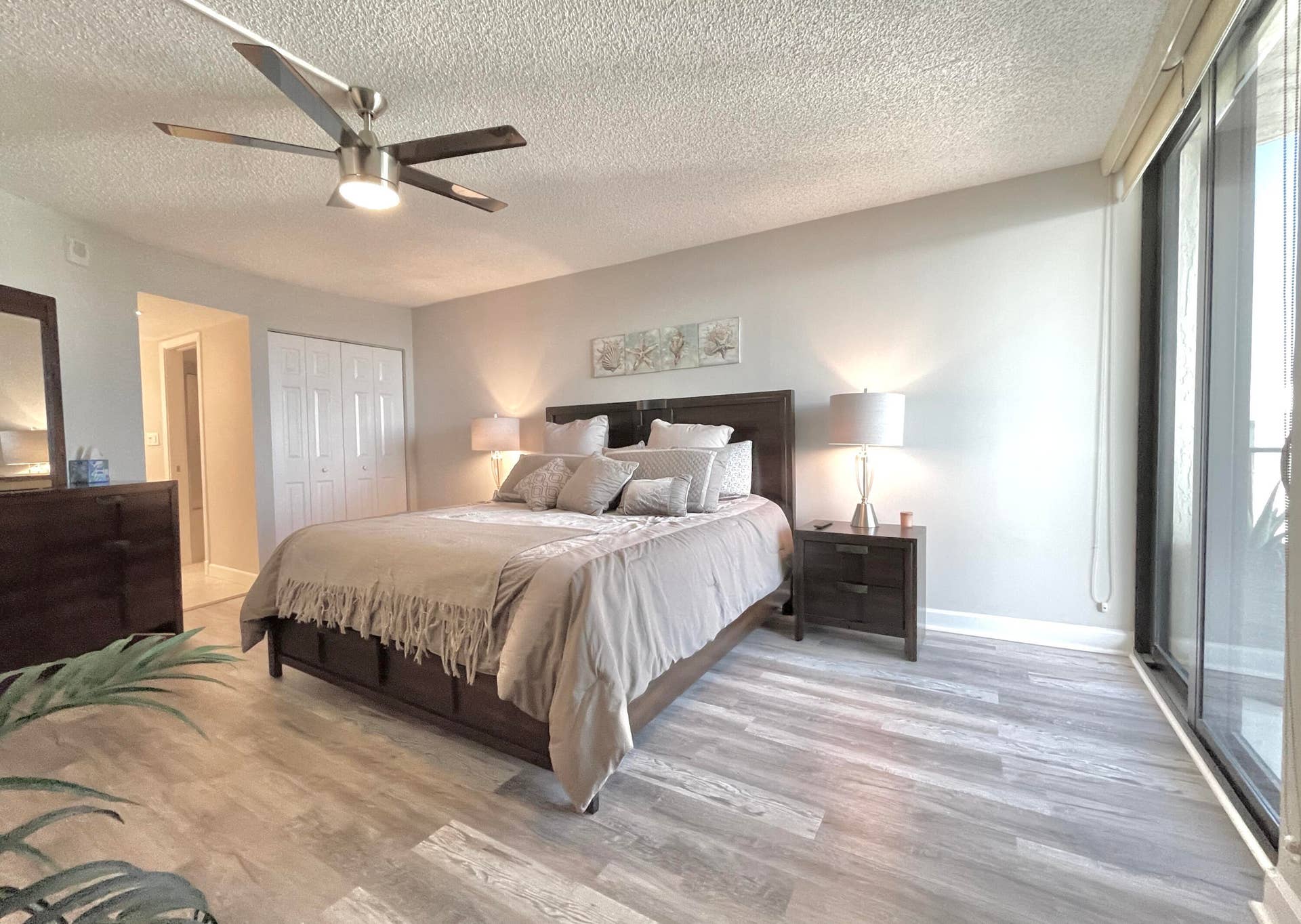 5420 N Ocean Drive, #906, Singer Island, Singer Island, FL 33404 Primary Suite