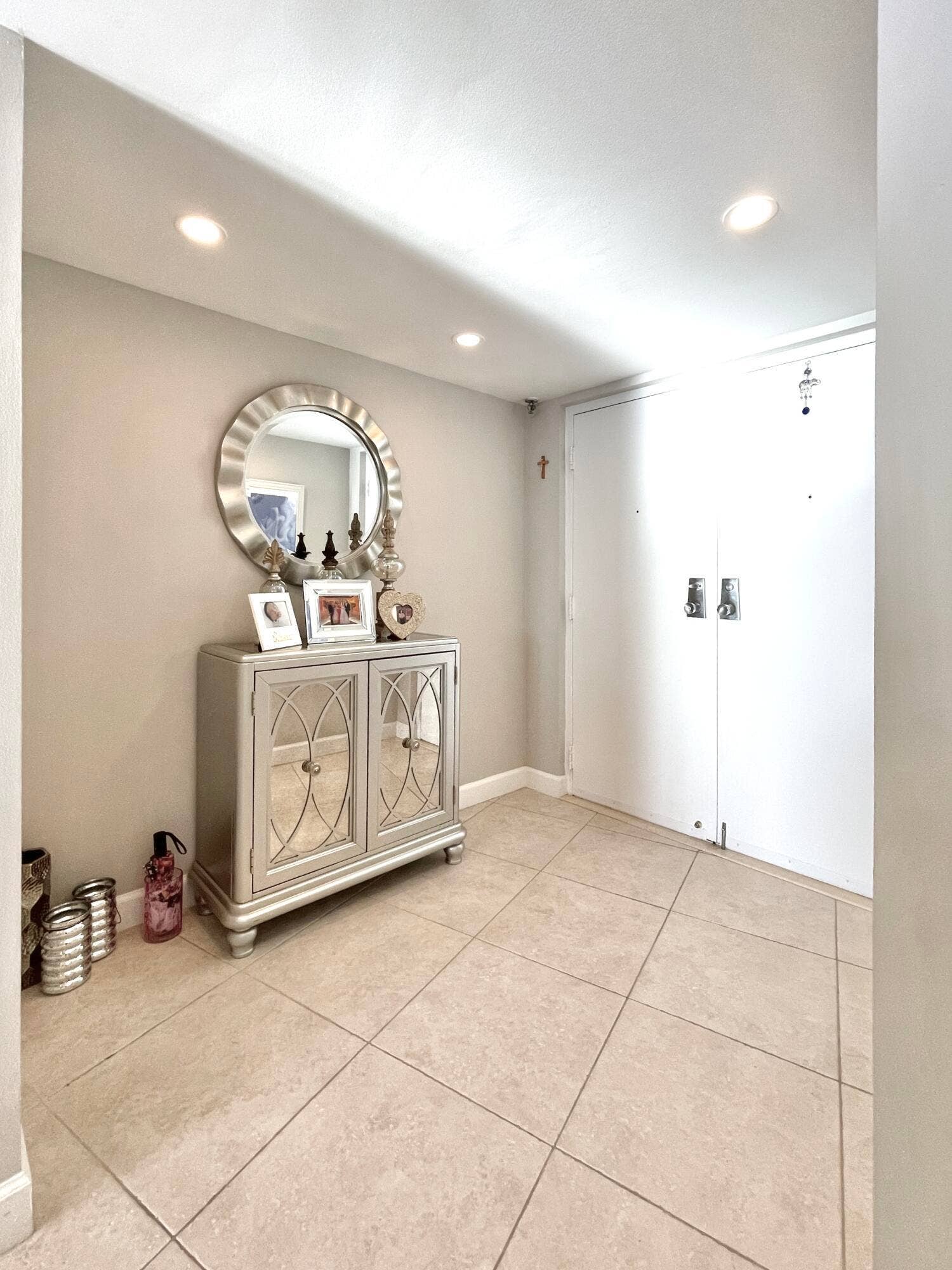 5420 N Ocean Drive, #906, Singer Island, Singer Island, FL 33404 Entrance