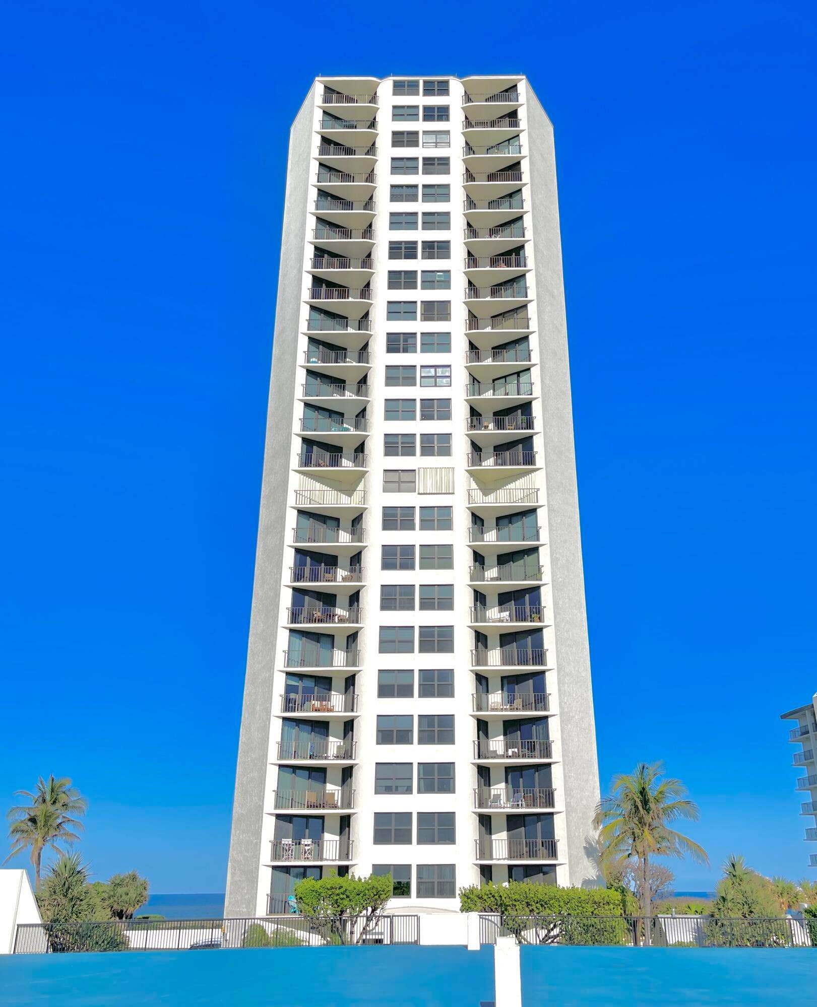 5420 N Ocean Drive, #906, Singer Island, Singer Island, FL 33404 Building Exterior