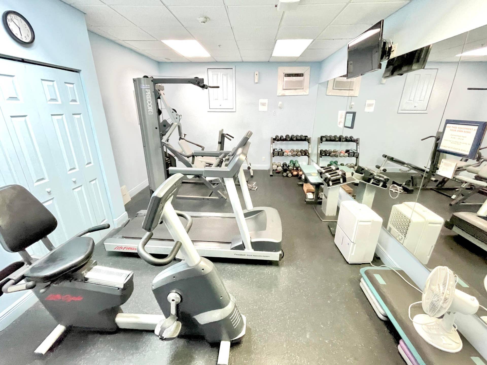 5420 N Ocean Drive, #906, Singer Island, Singer Island, FL 33404 Fitness Room