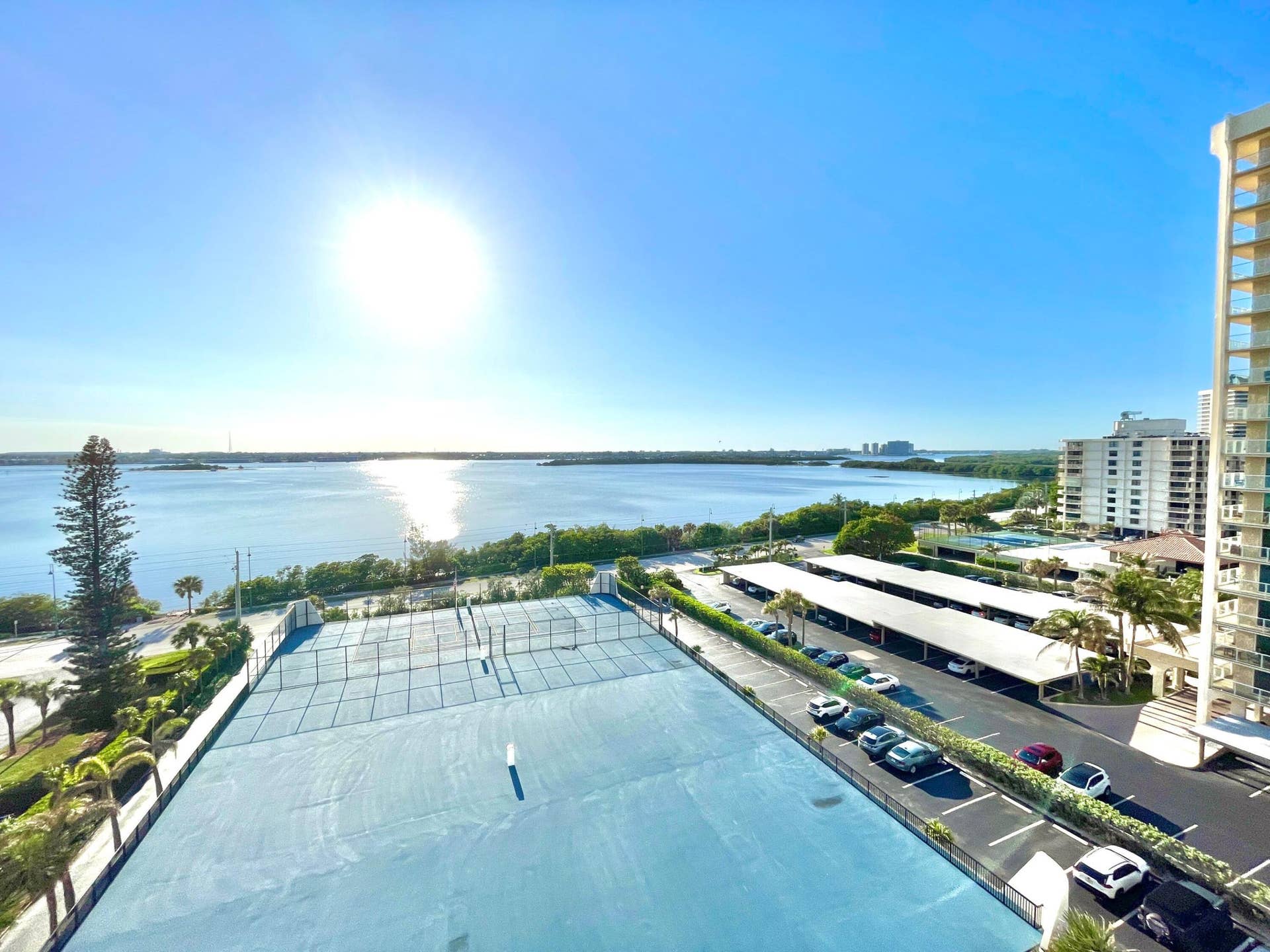 5420 N Ocean Drive, #906, Singer Island, Singer Island, FL 33404 Tennis Courts