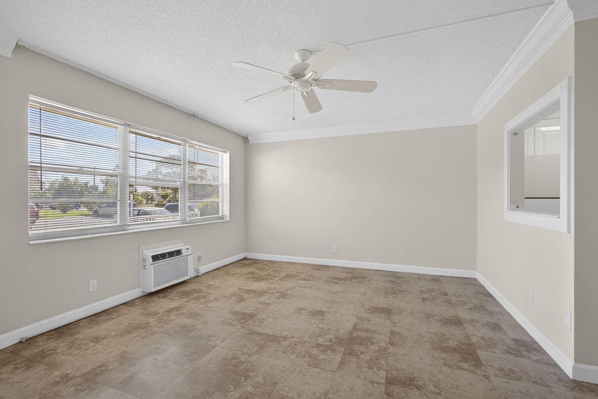 19 Hastings B, West Palm Beach, FL 33417 13-web-or-mls-BS1A1422