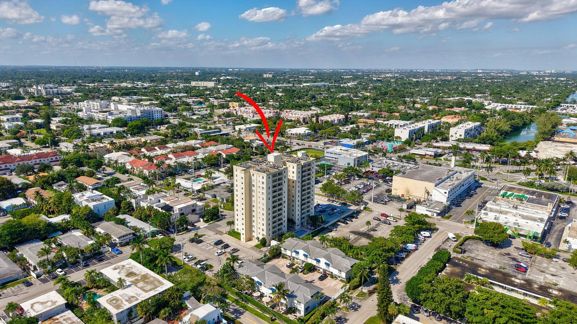 900 NE 18th Avenue, #1004, Fort Lauderdale, FL 33304 32-web-or-mls-DJI_20251030140132_0632_D_