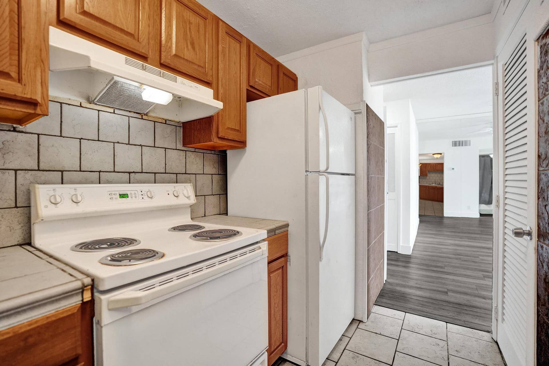 900 NE 18th Avenue, #1004, Fort Lauderdale, FL 33304 DSC05087