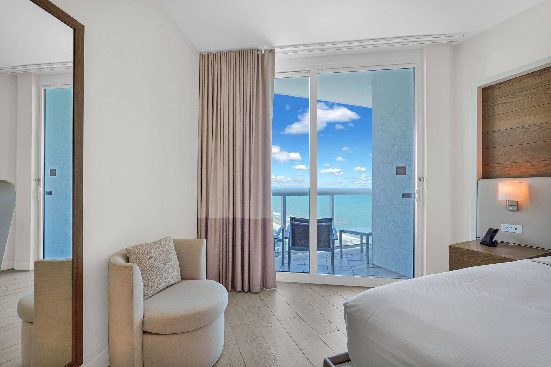 505 N Fort Lauderdale Beach Boulevard, #2314, Fort Lauderdale, FL 33304 37-web-or-mls-DSC01096
