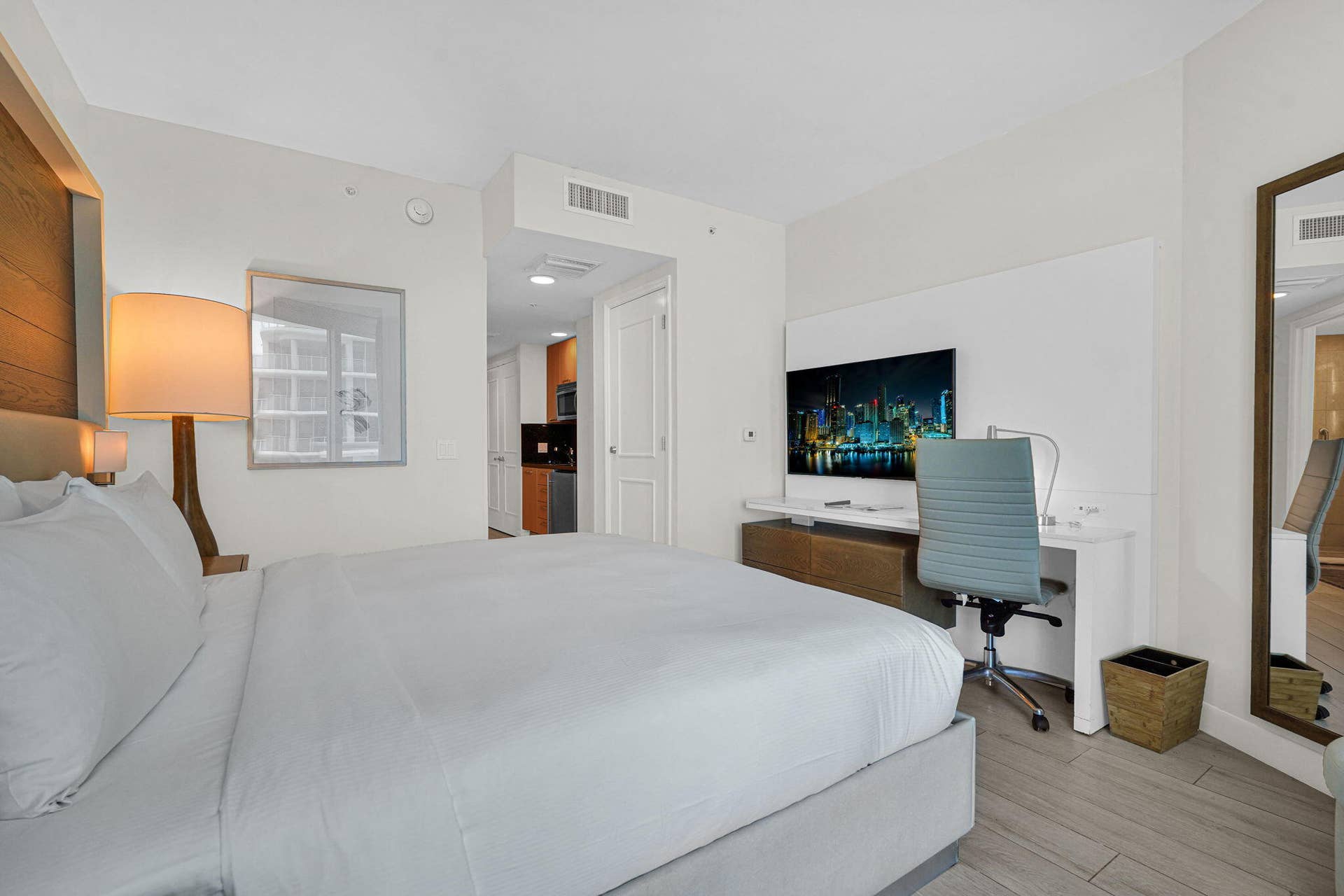 505 N Fort Lauderdale Beach Boulevard, #2314, Fort Lauderdale, FL 33304 42-web-or-mls-40-print-DSC01059