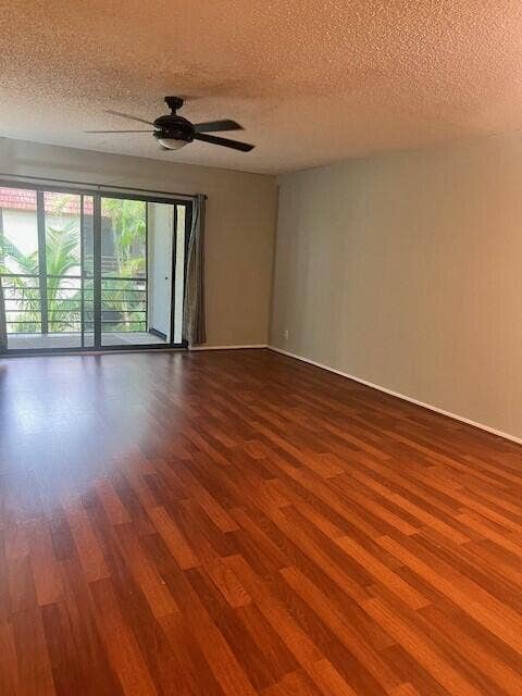 132 S Cypress Road, #523, Pompano Beach, FL 33060 Great room