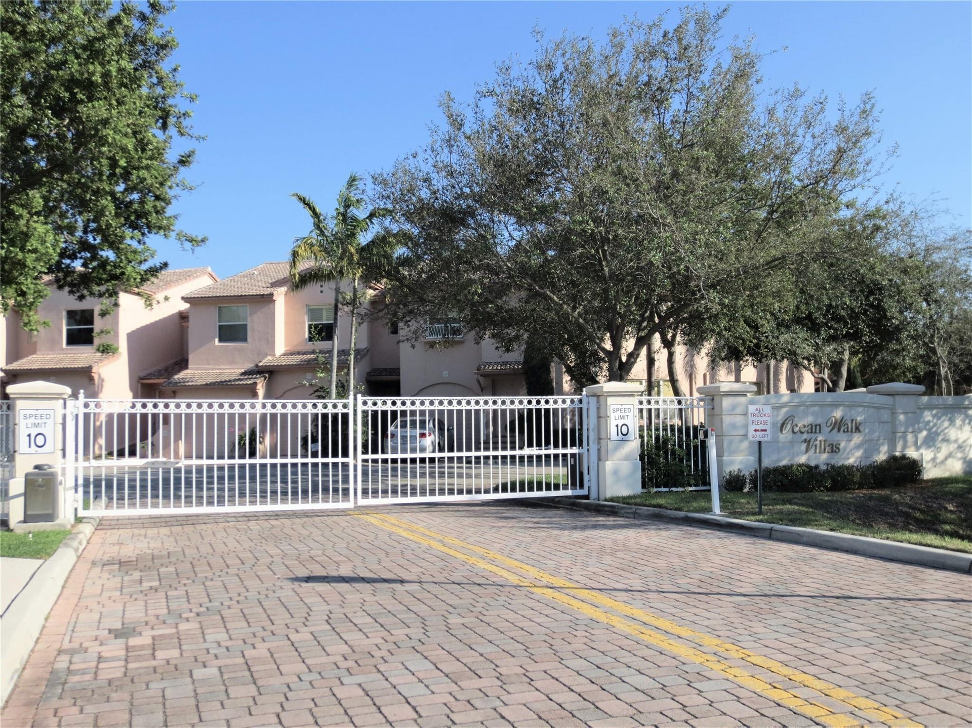 1900 Oceanwalk Lane, #117, Lauderdale By The Sea, FL 33062 Gated Entrance