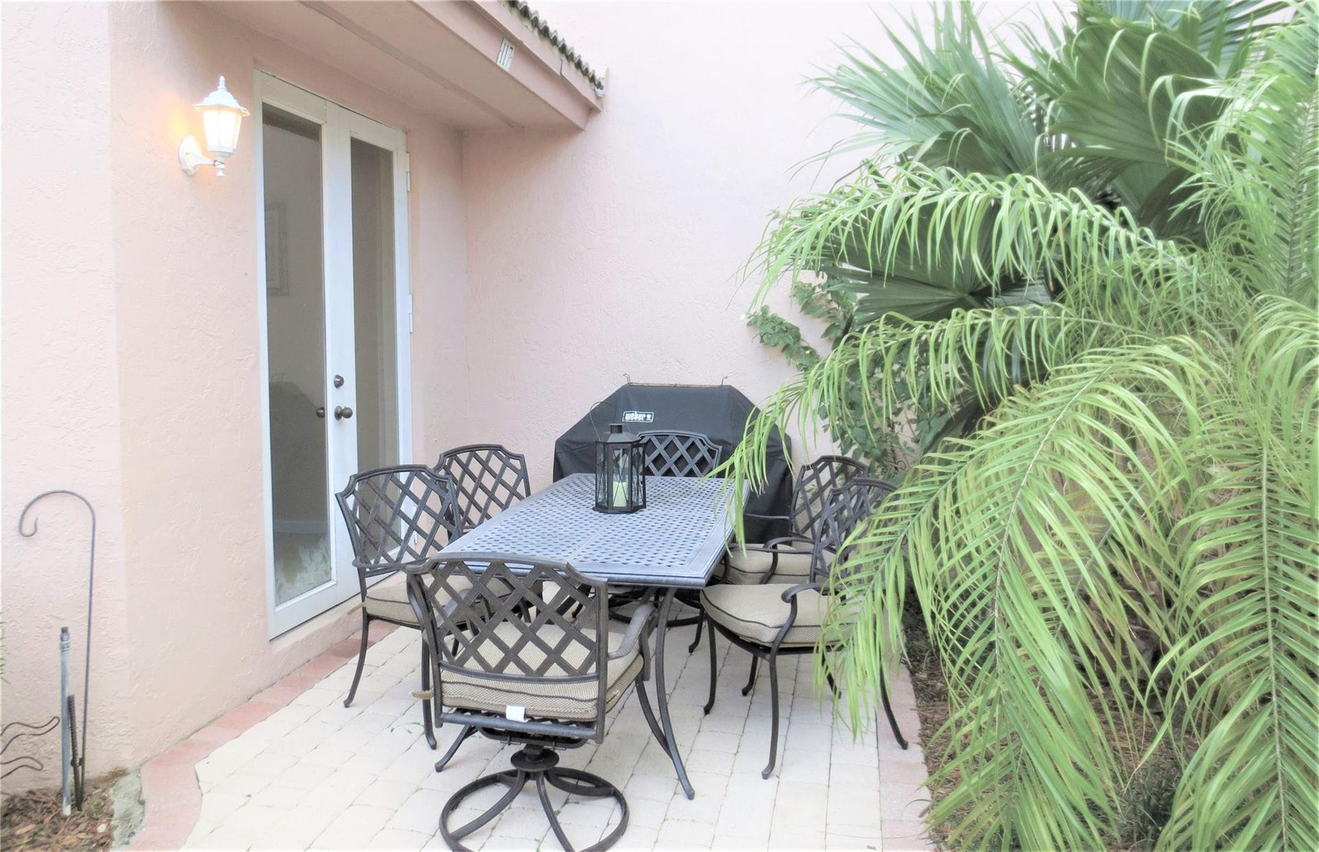 1900 Oceanwalk Lane, #117, Lauderdale By The Sea, FL 33062 Patio