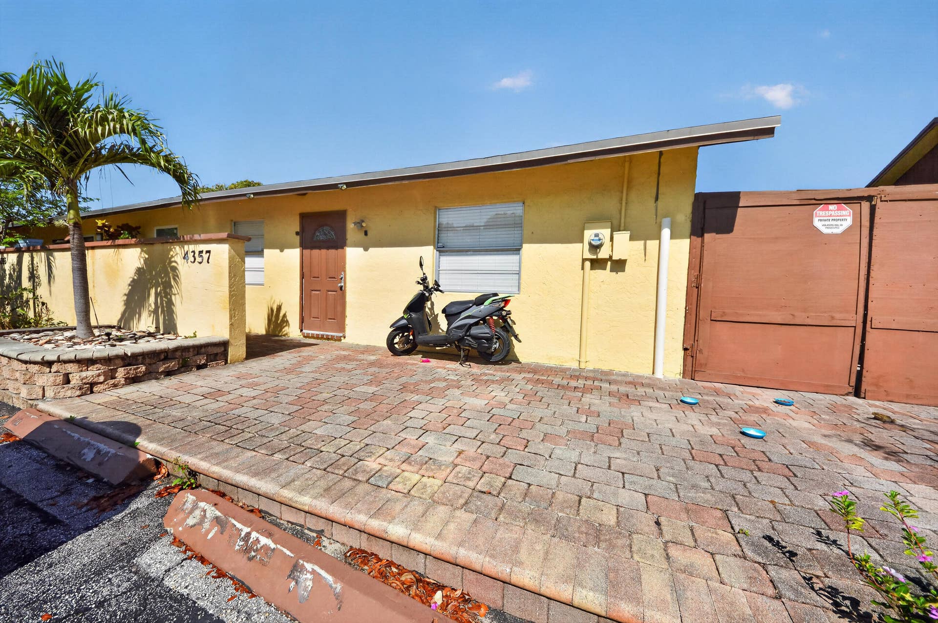 4357 NW 6 Avenue, Deerfield Beach, FL 33064 048_DSC_0811