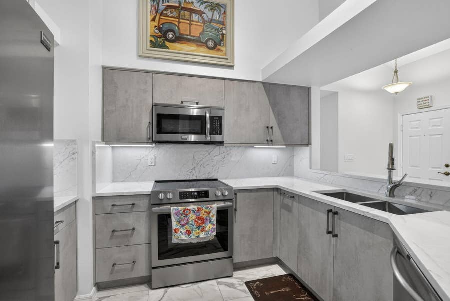 Property photo for 2097 Bonisle Circle, Riviera Beach, FL