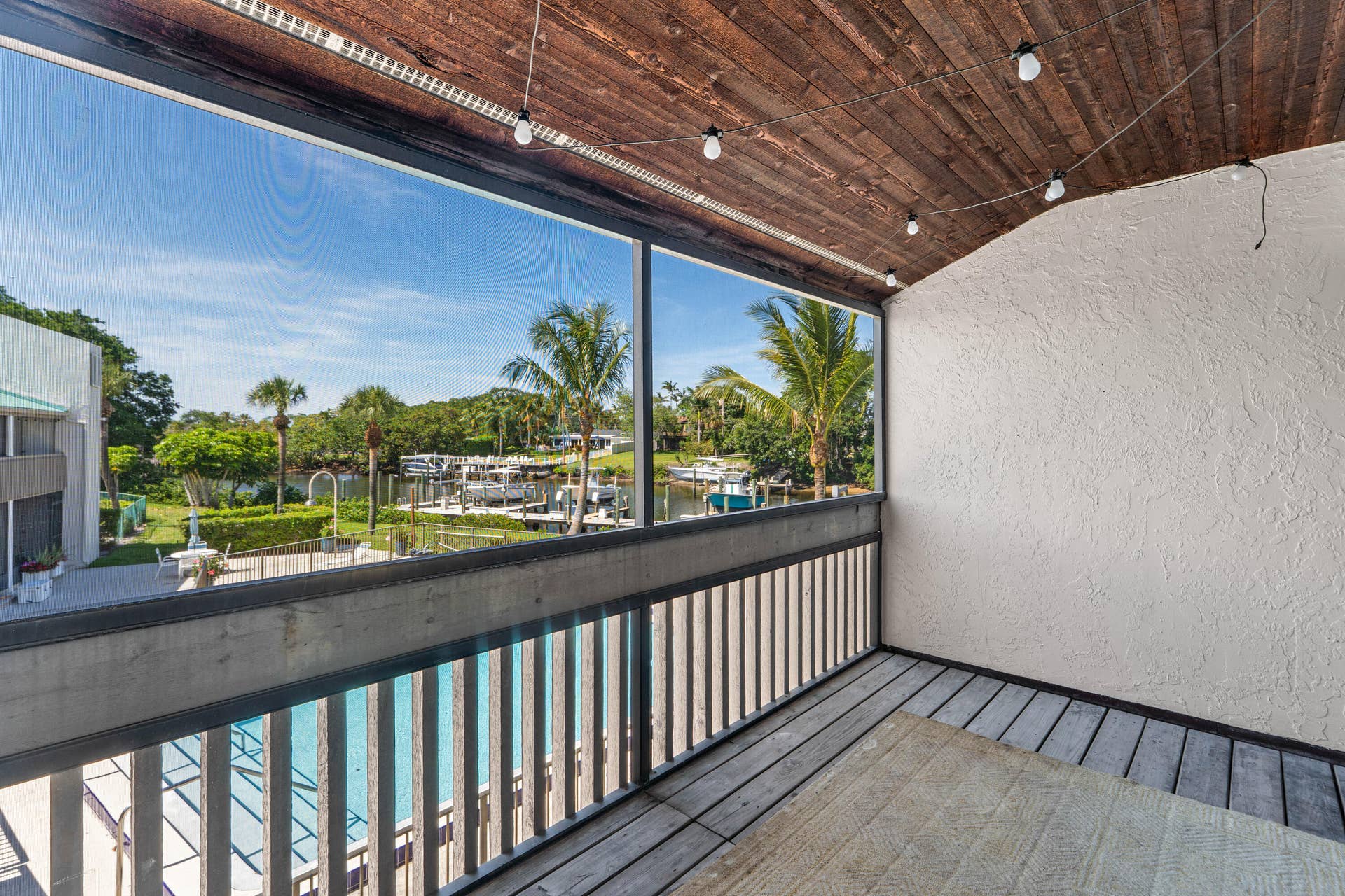 412 Southwind Drive, #B2, North Palm Beach, FL 33408 Rear Patio