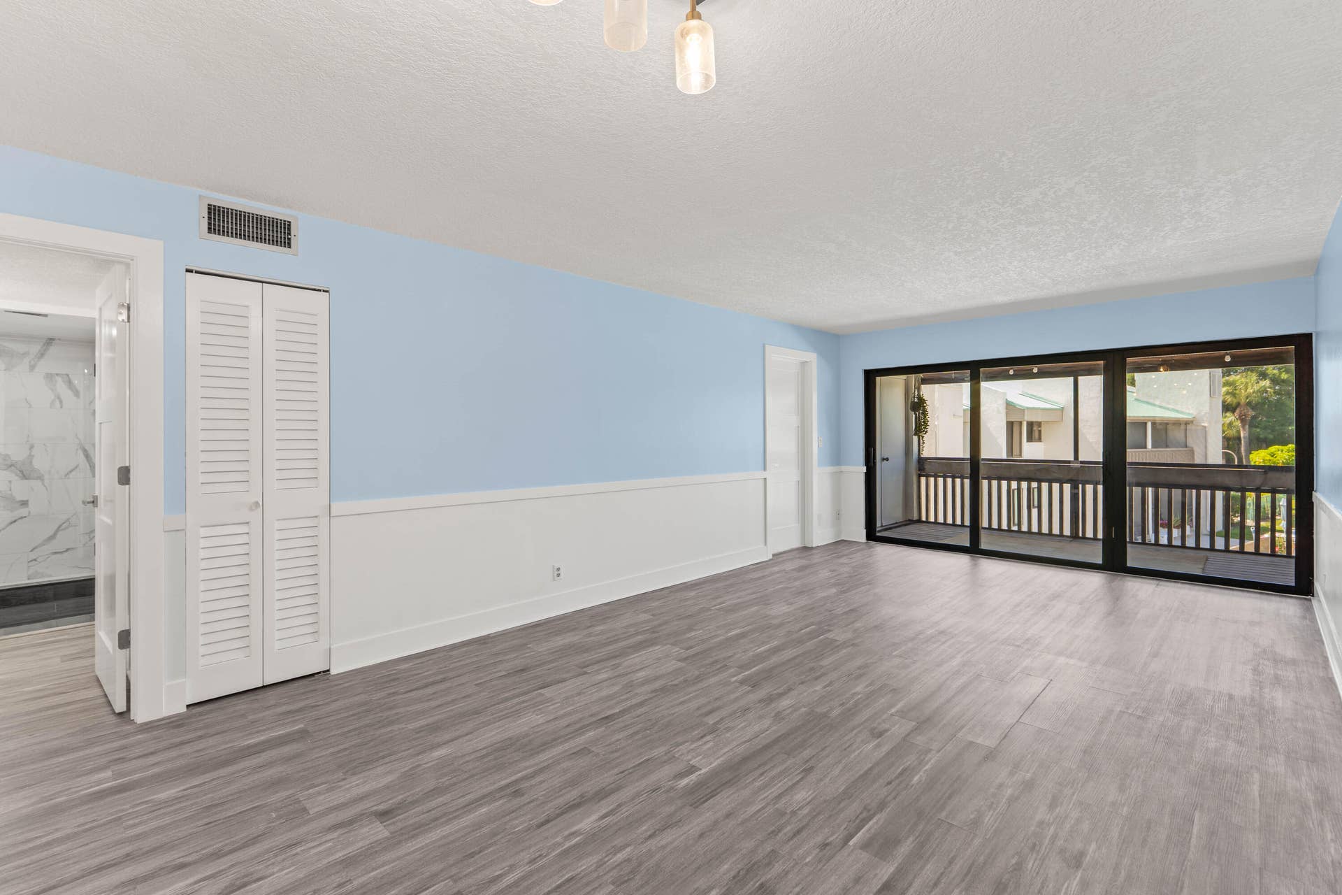 412 Southwind Drive, #B2, North Palm Beach, FL 33408 Living