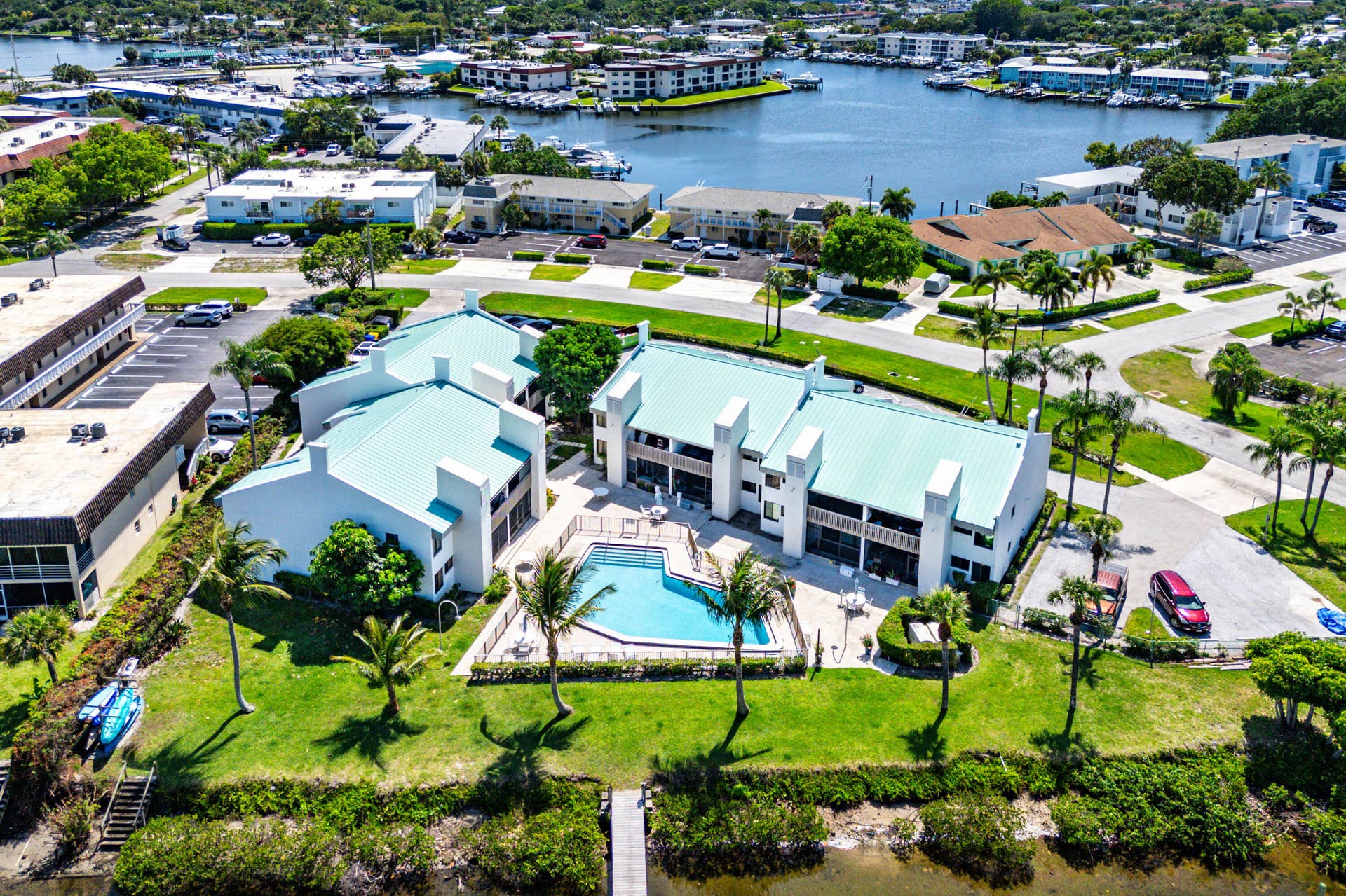 412 Southwind Drive, #B2, North Palm Beach, FL 33408 Aerial/Building